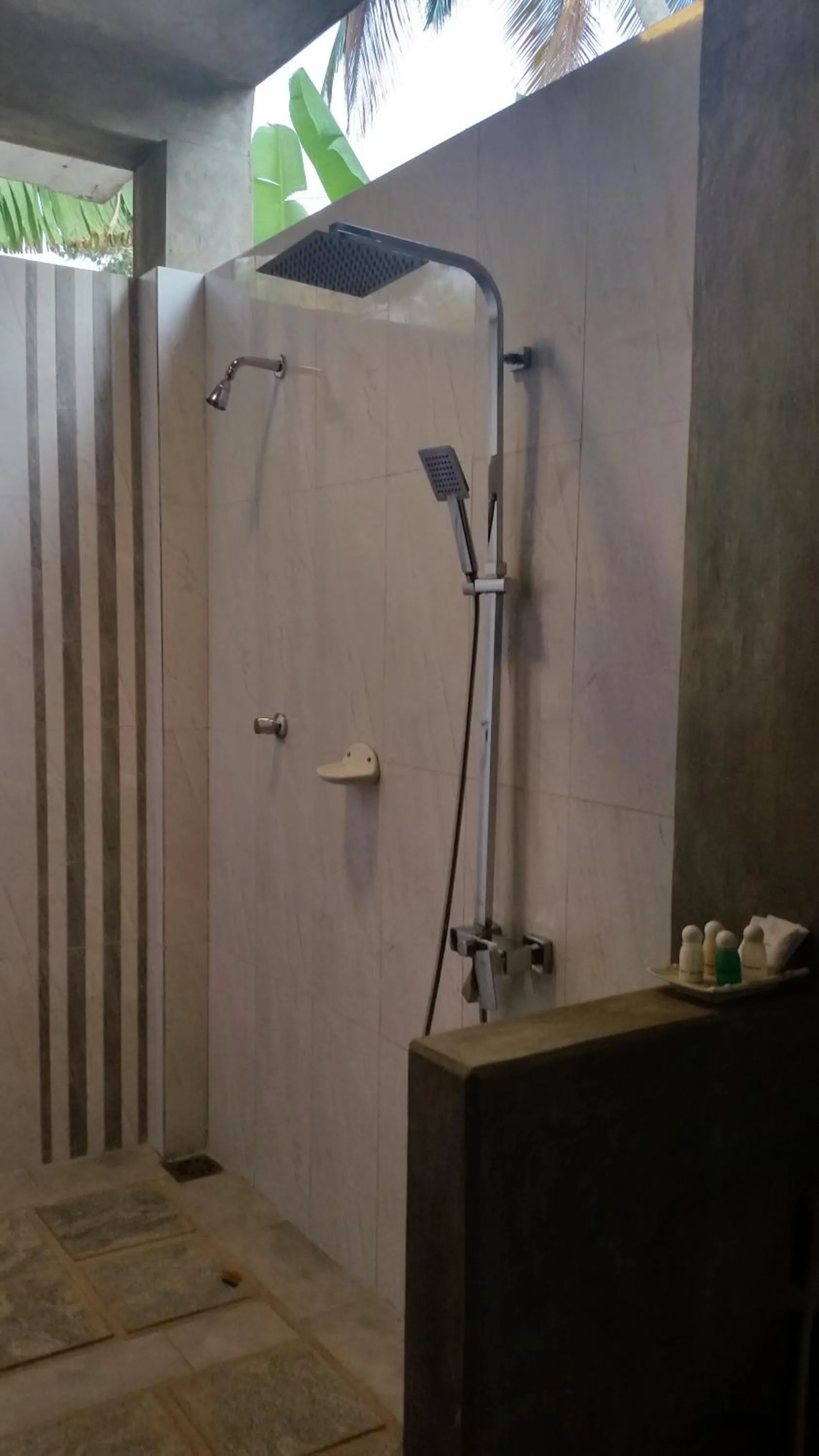 Bathroom in Kutumbaya