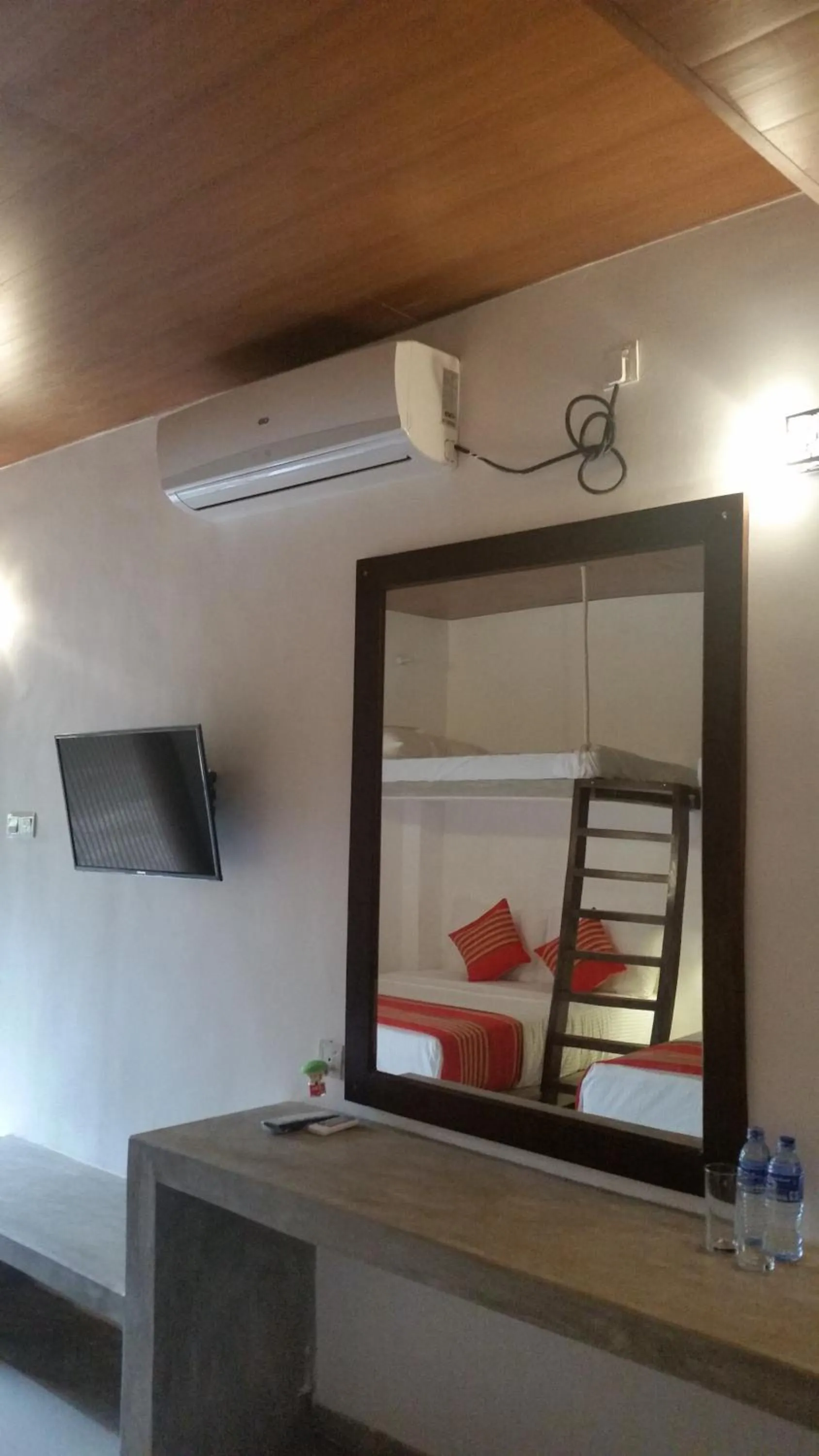 Bedroom, Bed in Kutumbaya