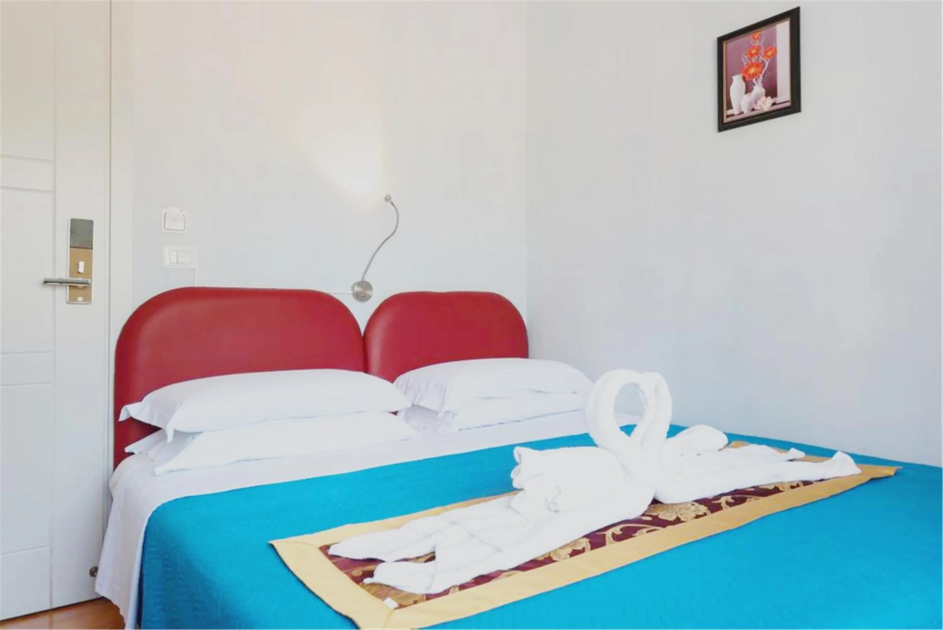 Summer, Bed in Ciclamino Siracusa