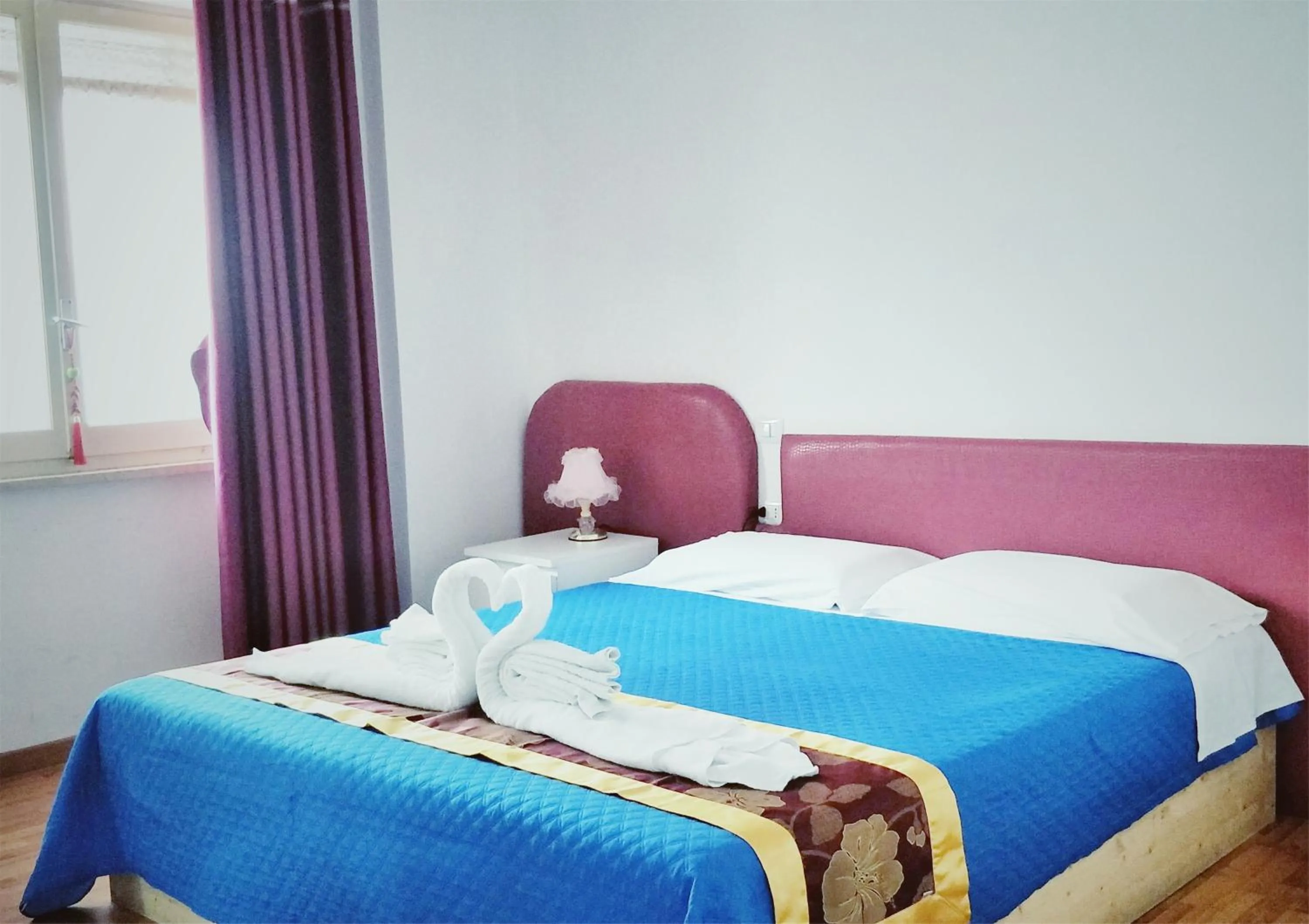 Summer, Bed in Ciclamino Siracusa