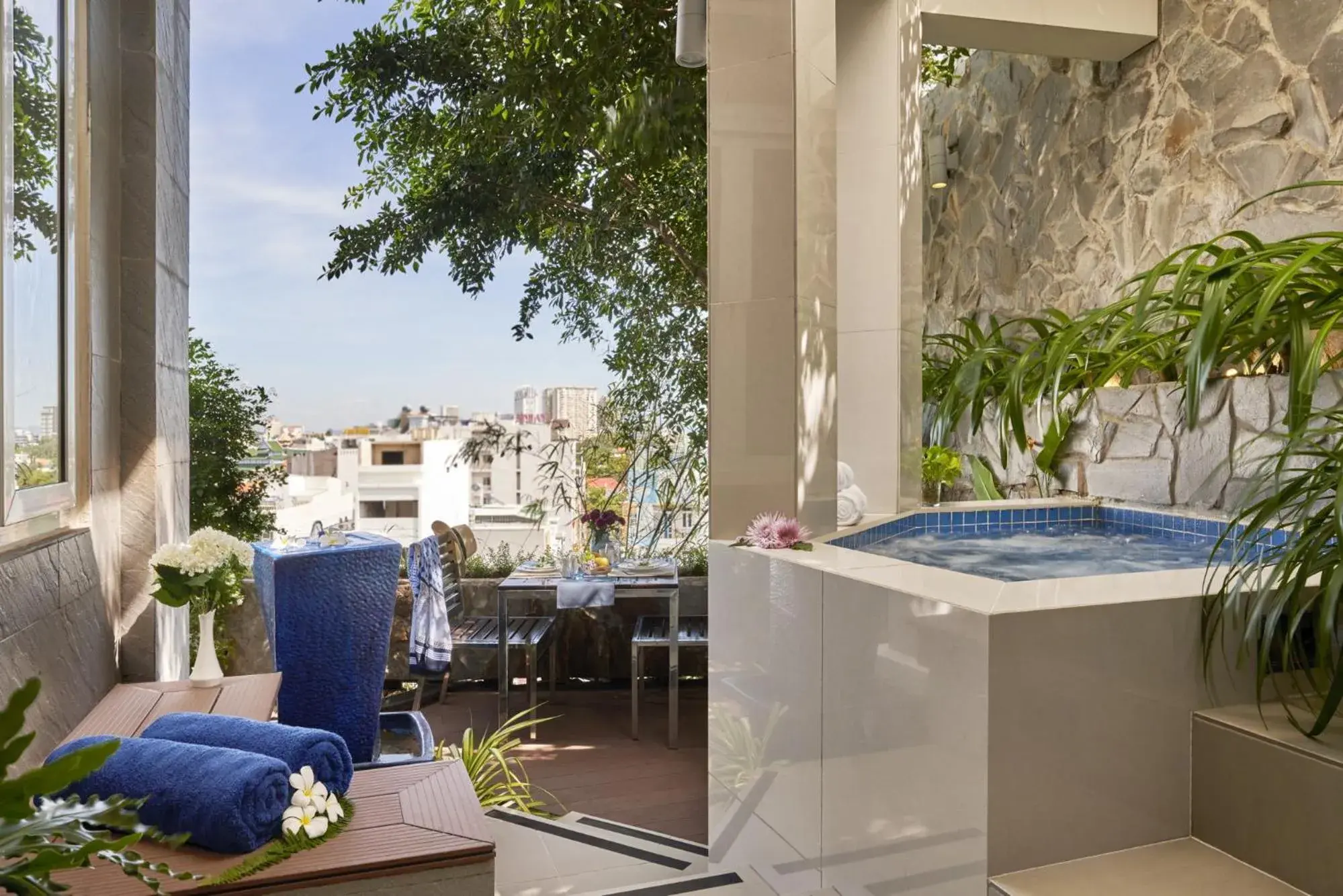 Garden Suite with Hill View - Spa Inclusive in The Wind Resort - Tropical Hillside Escape Garden Suite with Hill View - Spa Inclusive in The Wind Resort - Tropical Hillside Escape