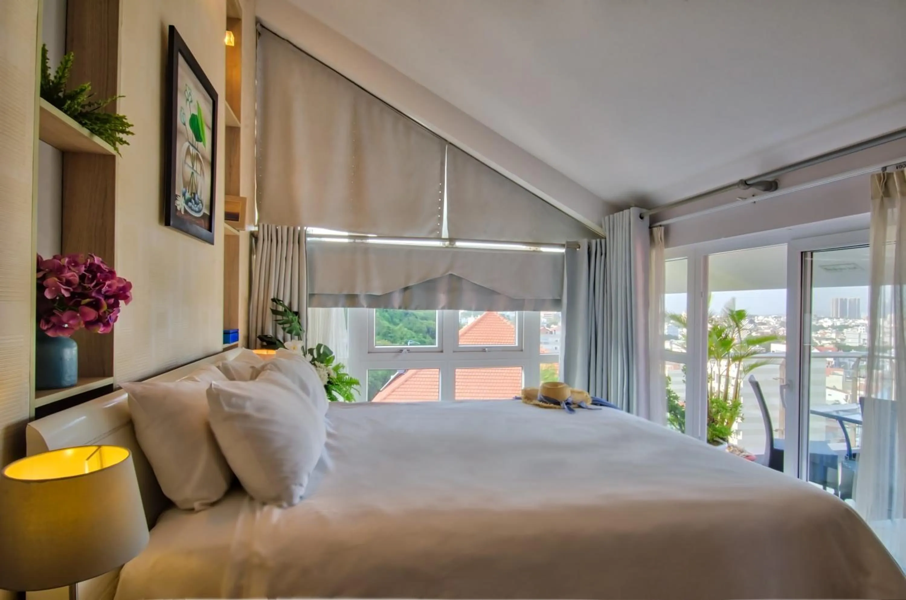 Bedroom, Bed in The Wind Resort - Tropical Hillside Escape