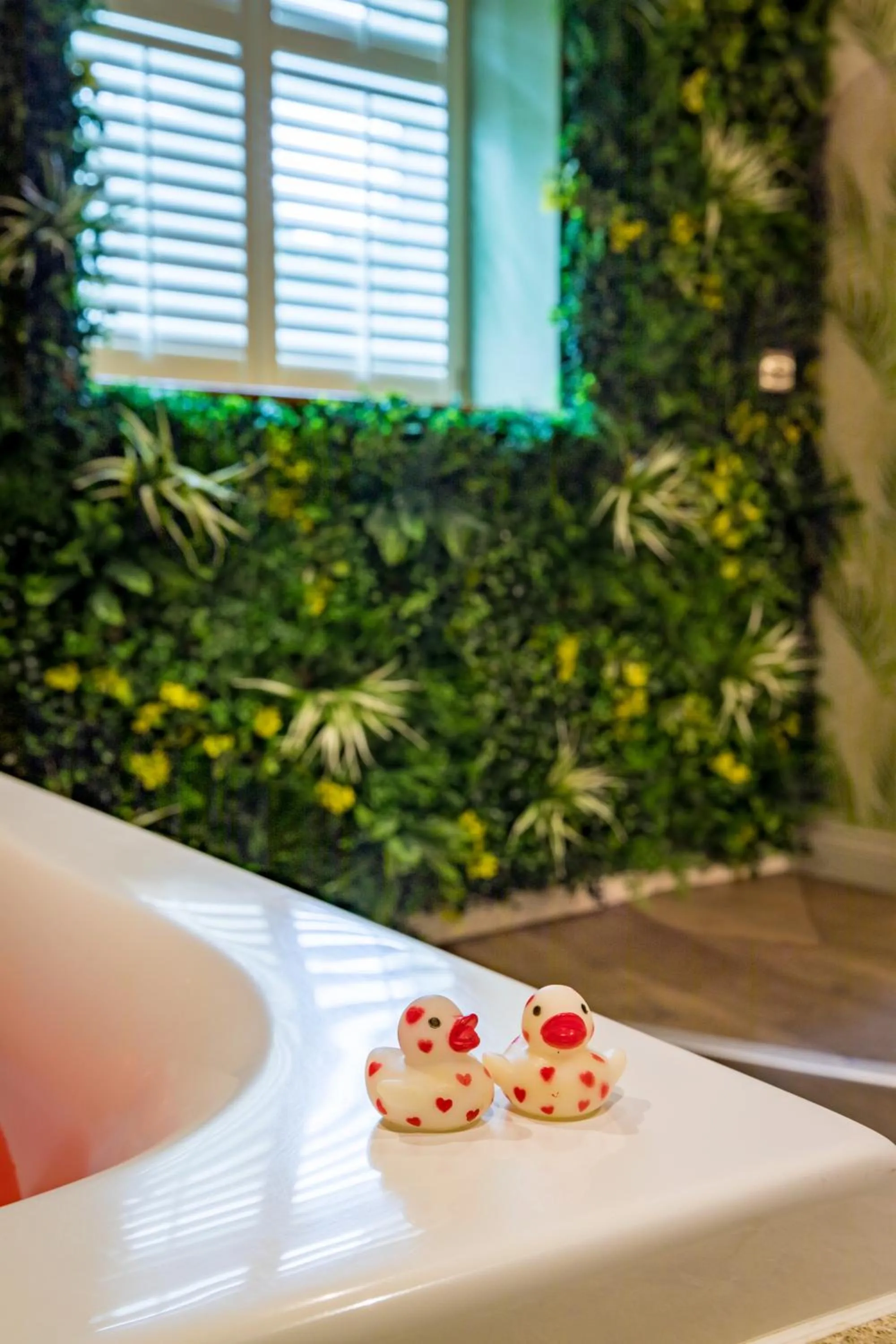 Bath in Thomas Wright House