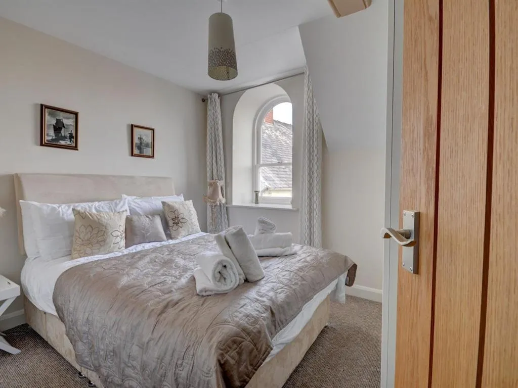 Bedroom, Bed in The Old Auction Rooms Lot 2 Central with Private Parking