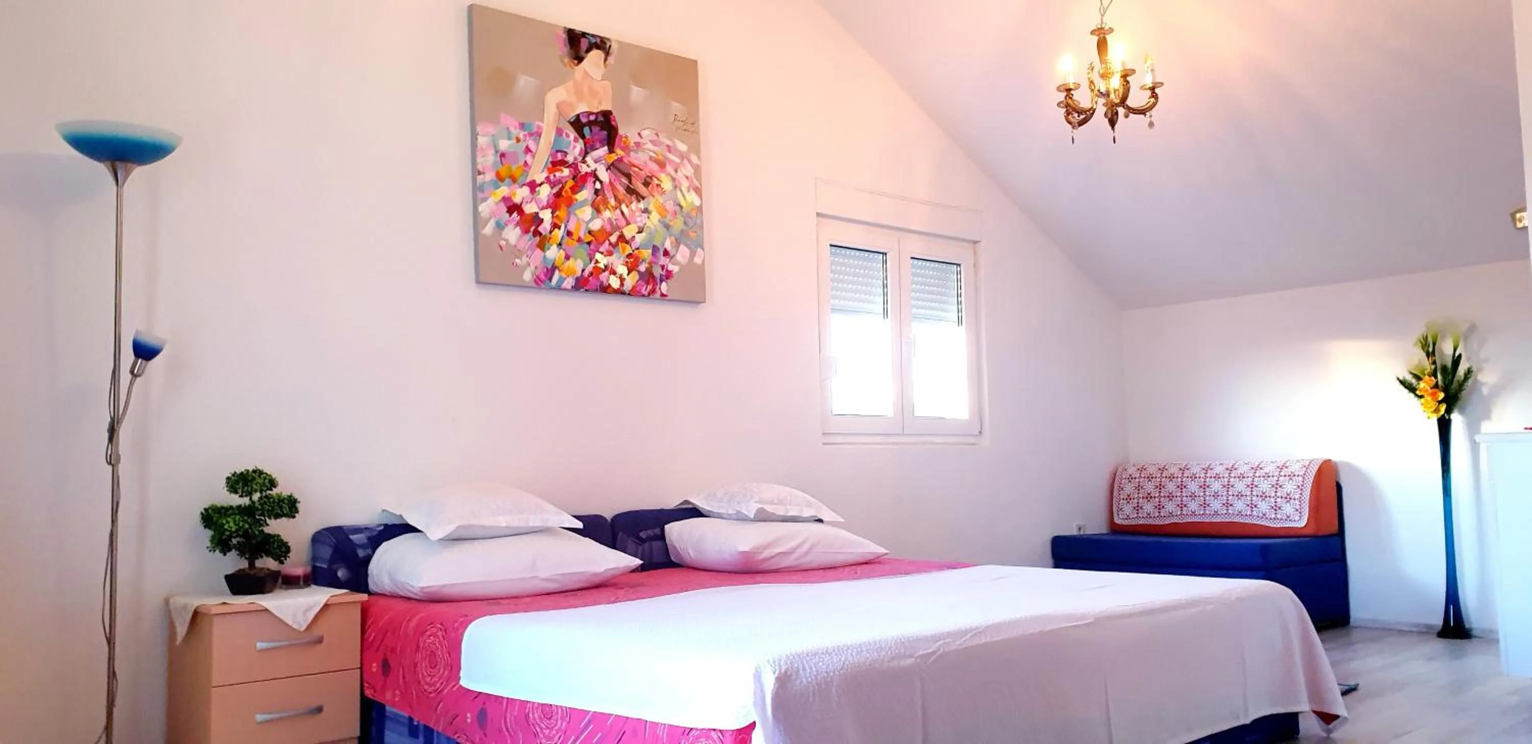 Bed in Apartments Slavica Trogir
