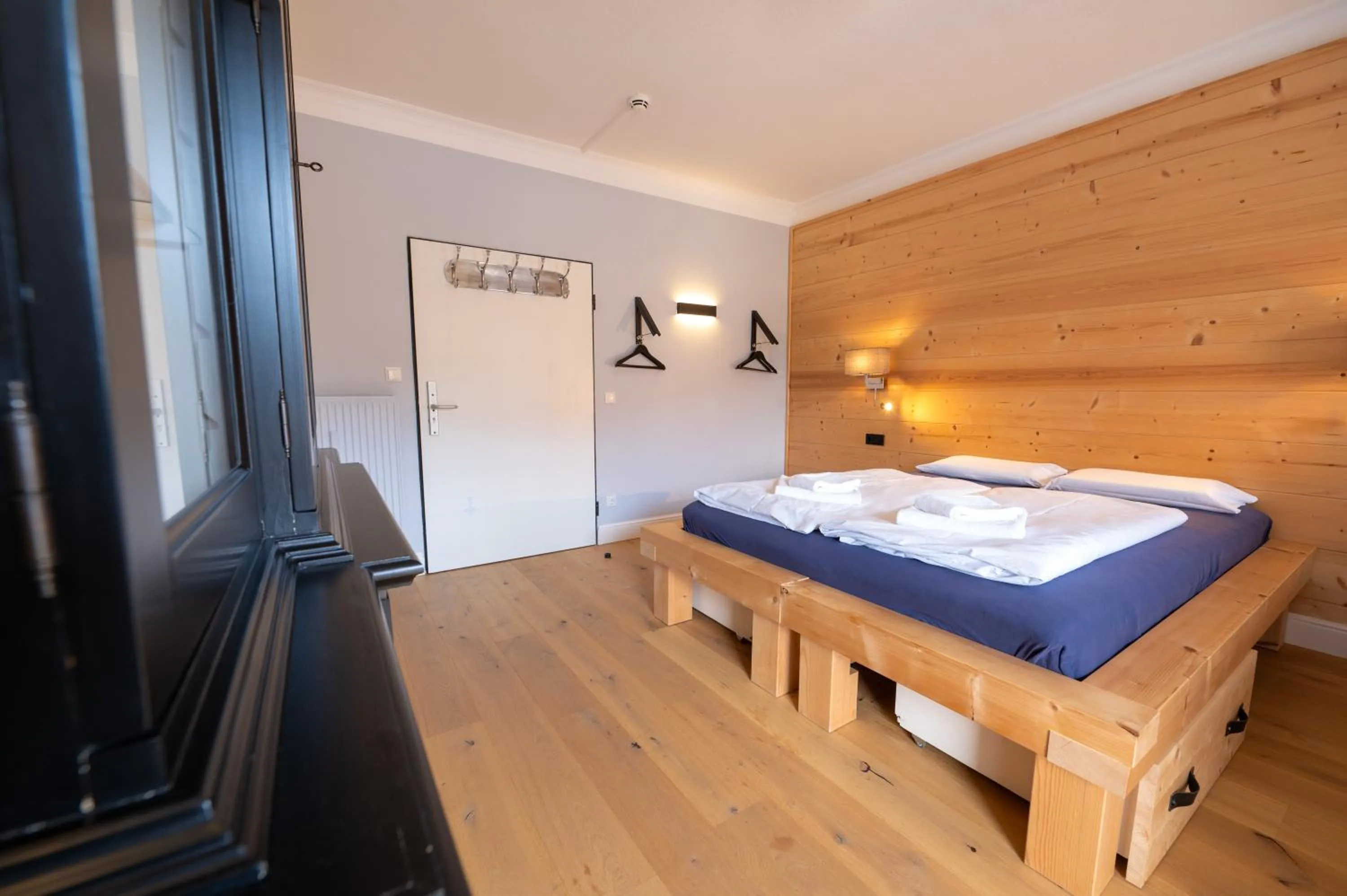 Bedroom, Bed in ALPENLIEBE - Sauna & Whirlpool - APARTments
