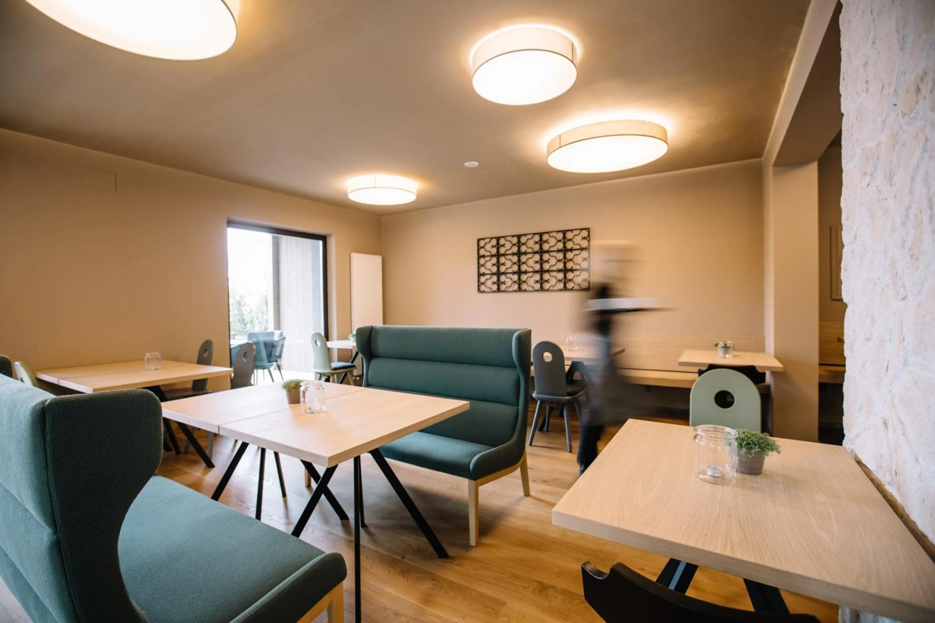 Lounge or bar in Panoramic Suites Winzerhöhe