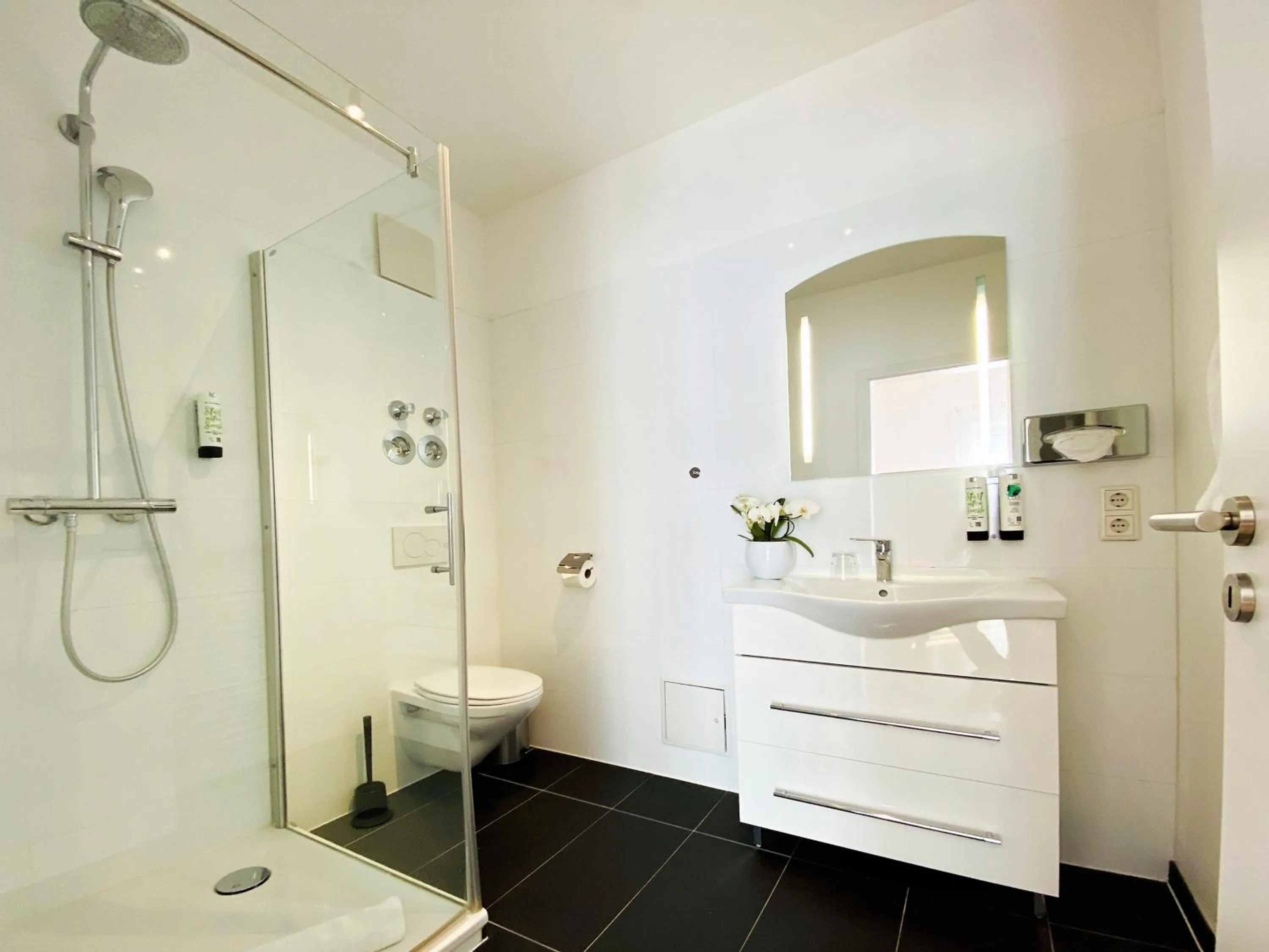 Bathroom in Victoria Apartments