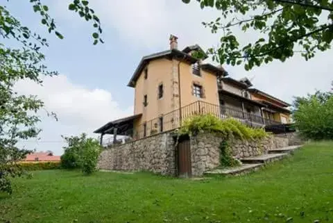 El Pedroso El Pedroso