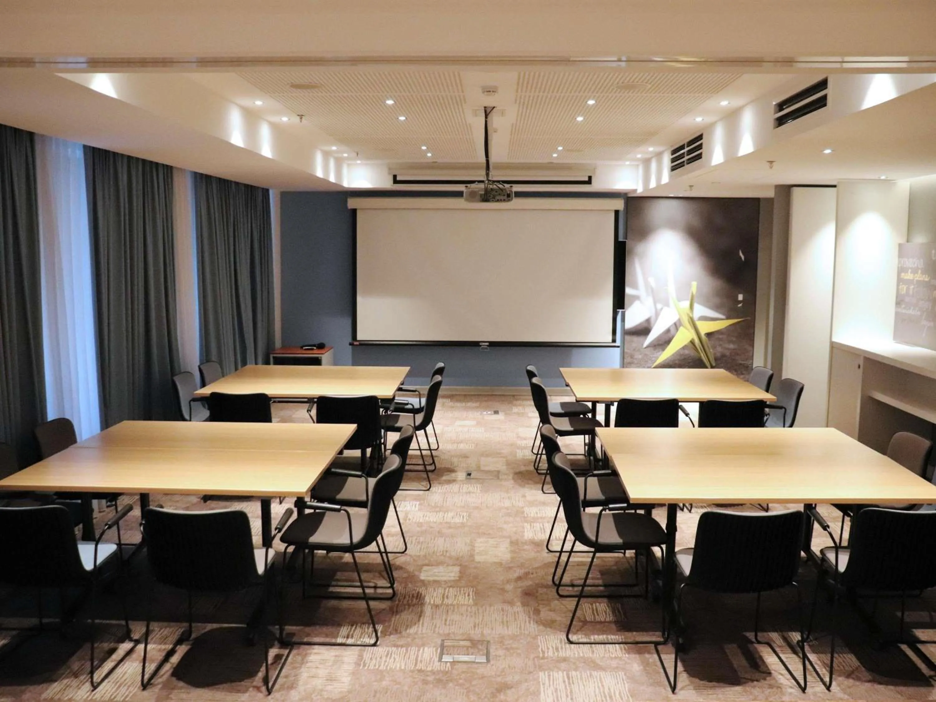 Meeting/conference room in ibis Yerevan Center