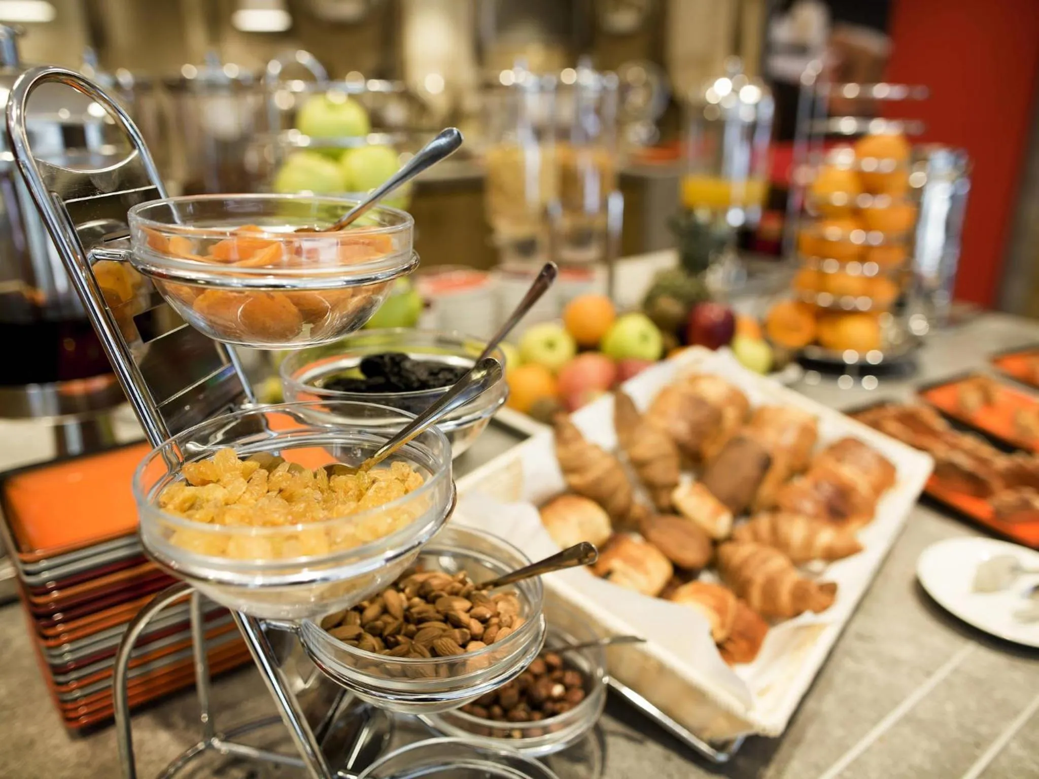 Restaurant/places to eat in ibis Yerevan Center