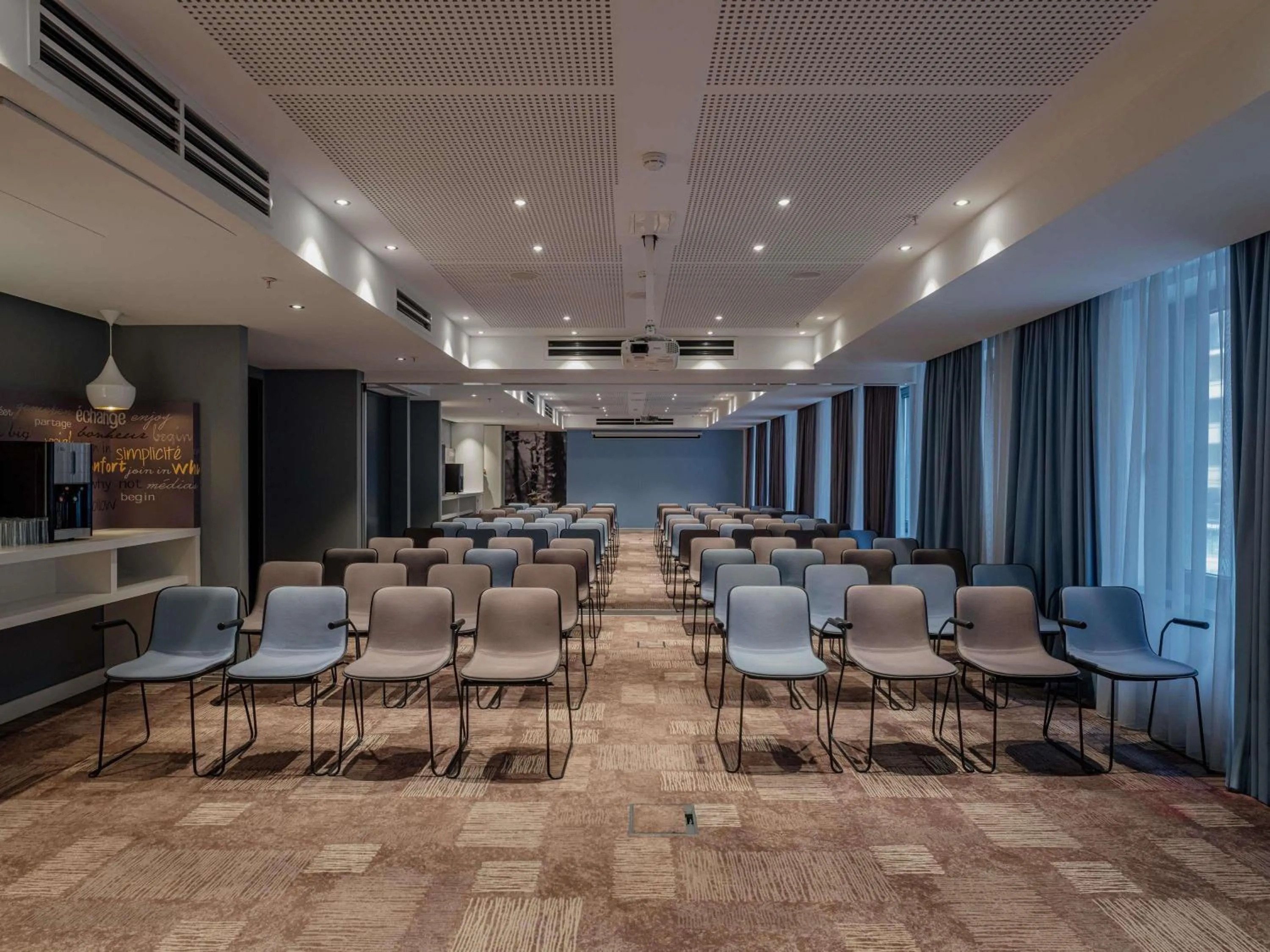 Meeting/conference room in ibis Yerevan Center