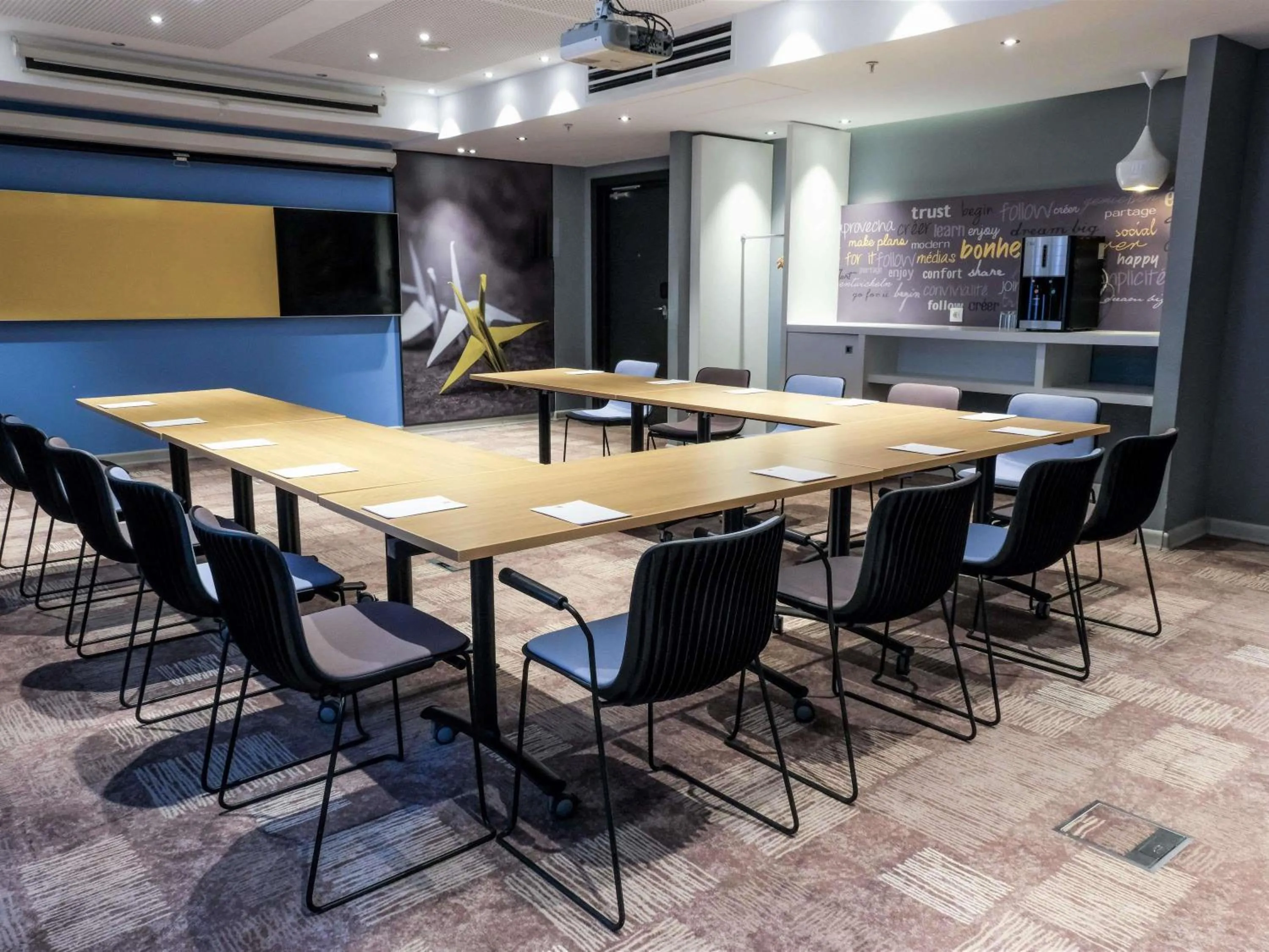 Meeting/conference room in ibis Yerevan Center