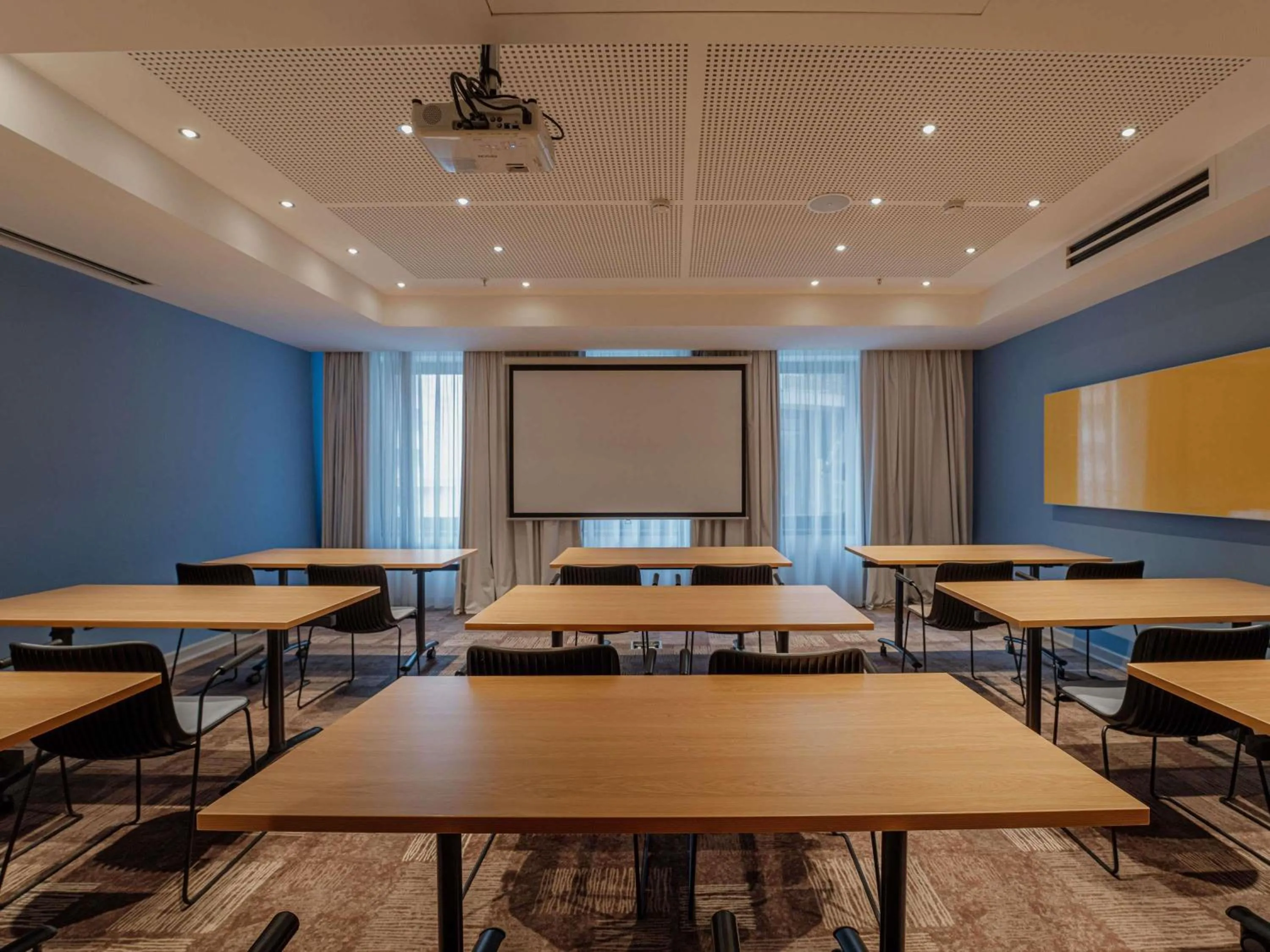 Meeting/conference room in ibis Yerevan Center