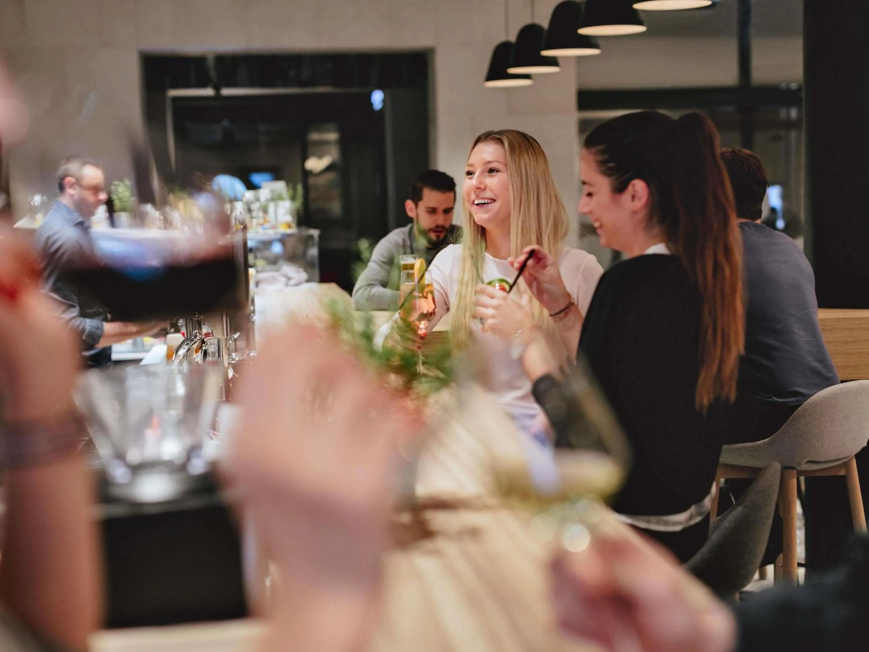 Lounge or bar in ibis Rio Porto Atlantico