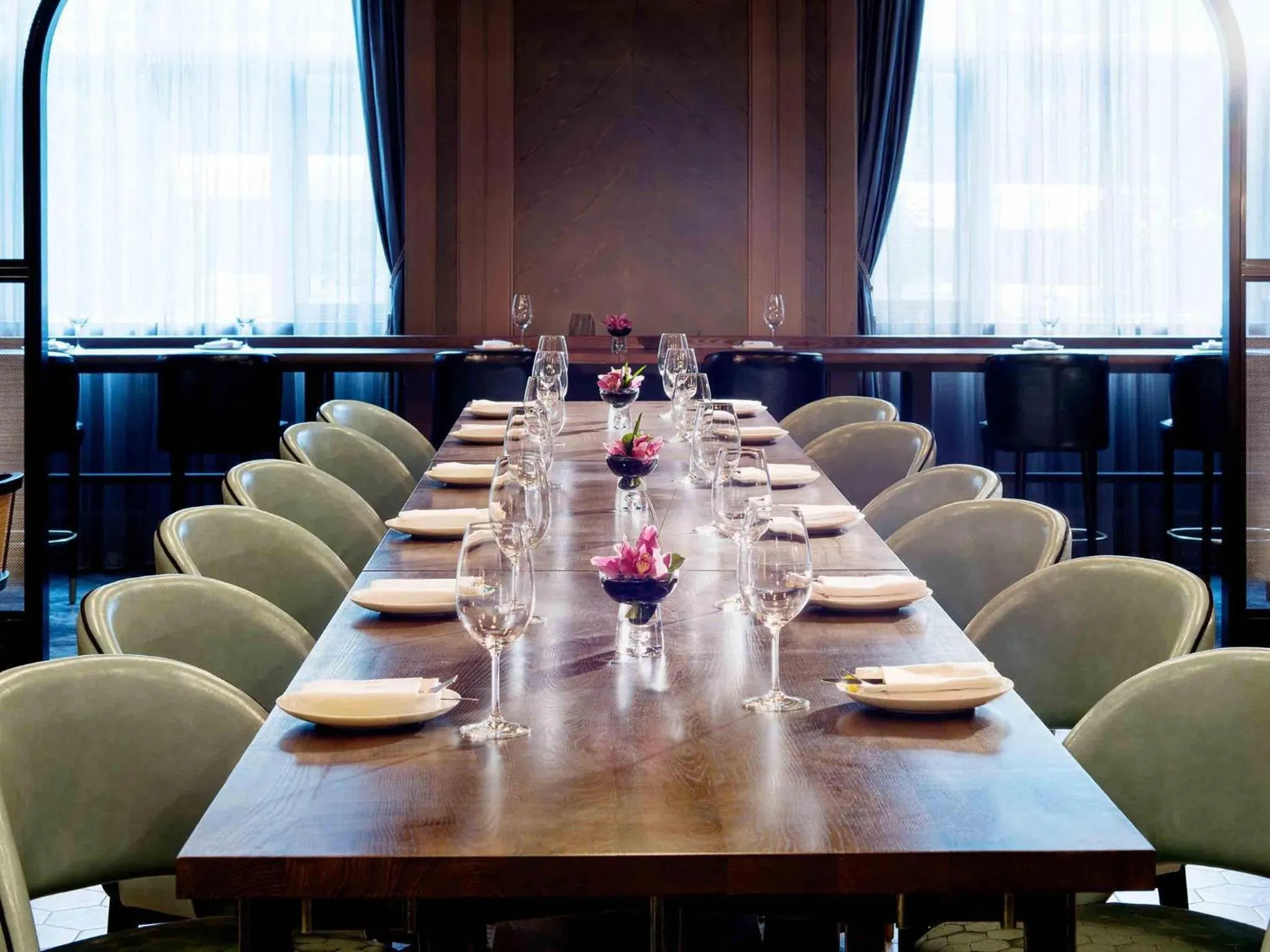 Lounge or bar in Sofitel Shanghai Hongqiao