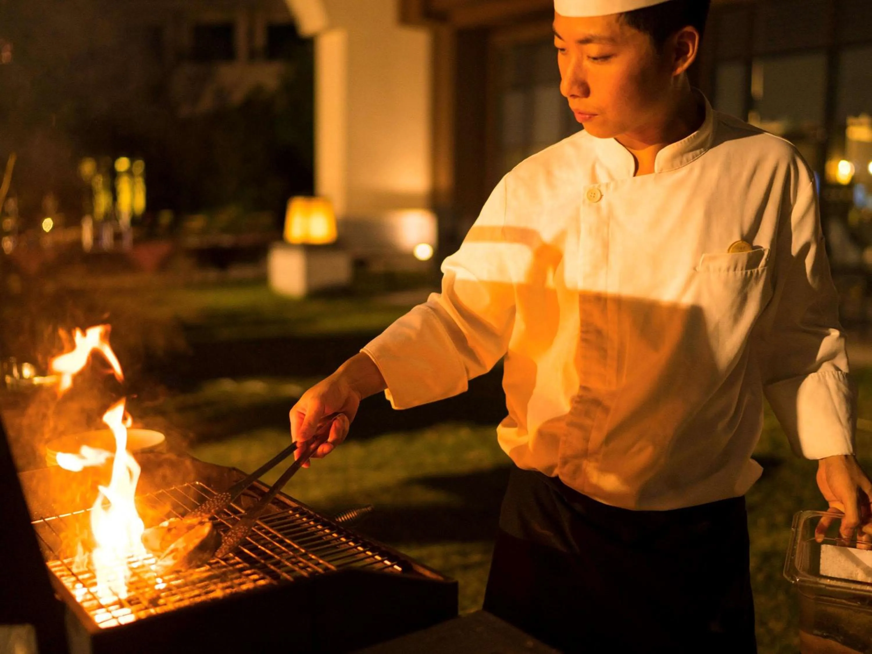 Restaurant/places to eat, Staff in Novotel Hefei Sunac