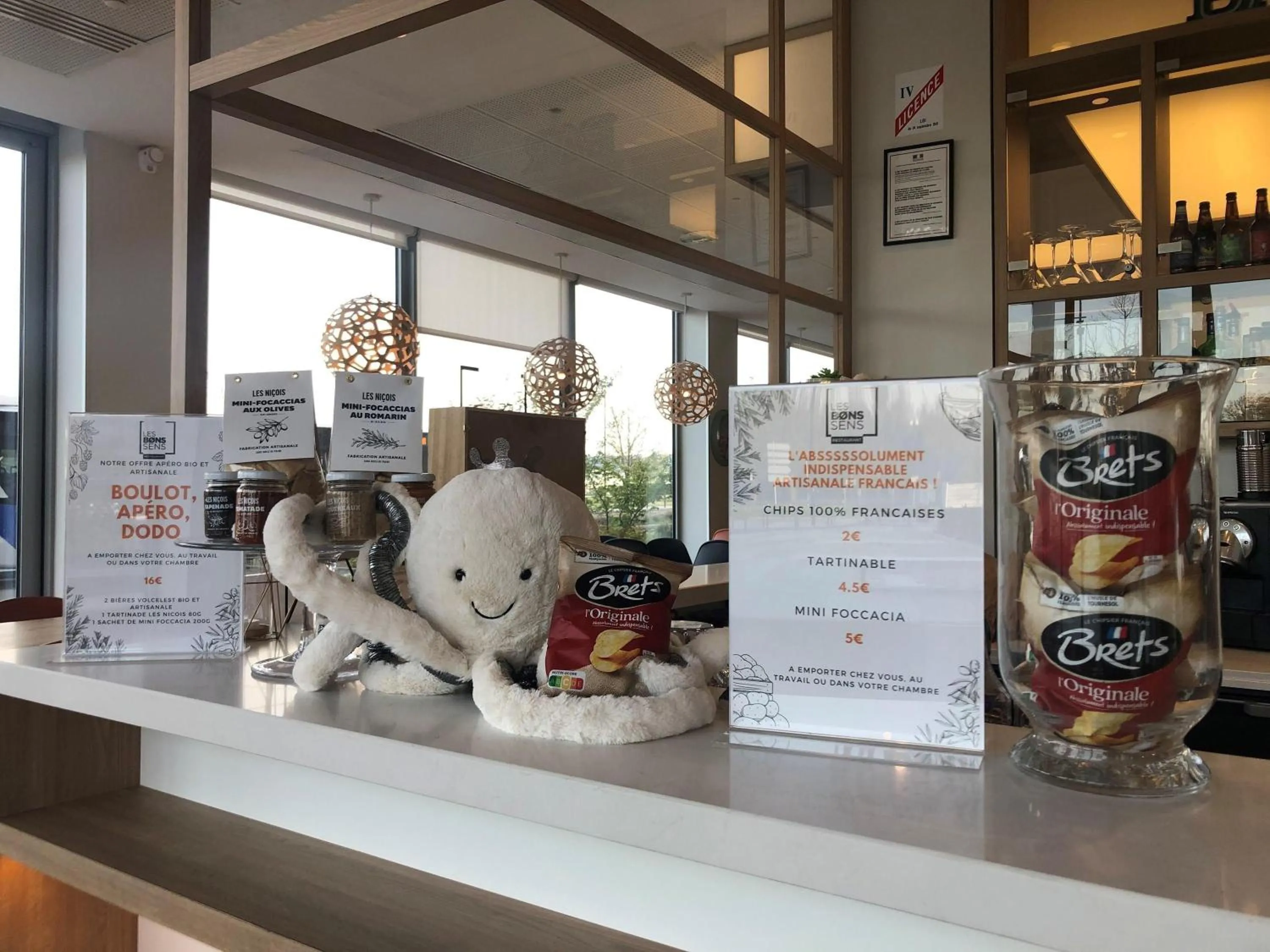 Restaurant/places to eat in ibis Styles Versailles Guyancourt