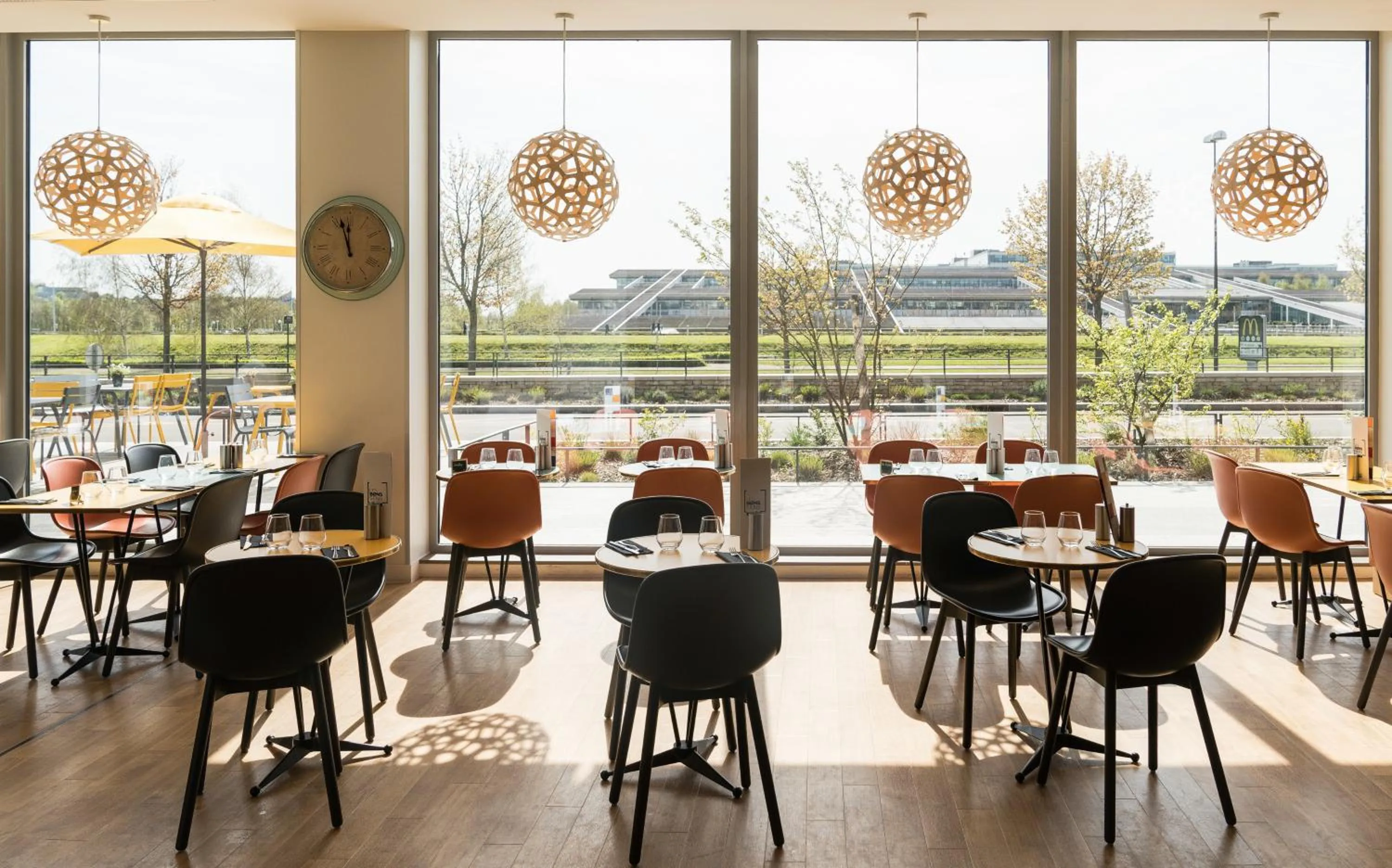 Restaurant/places to eat in ibis Styles Versailles Guyancourt