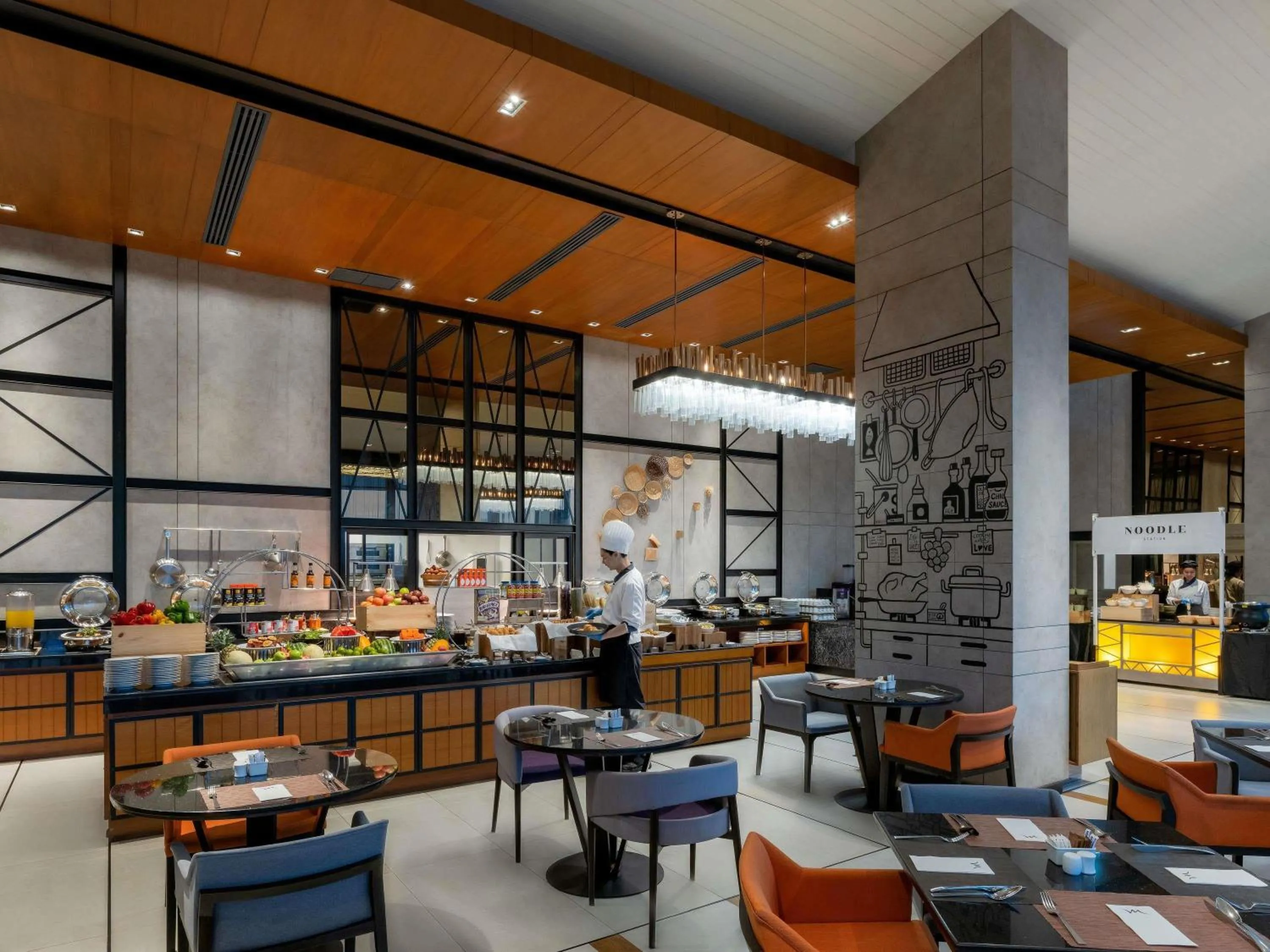 Restaurant/places to eat in Mercure Bangkok Makkasan