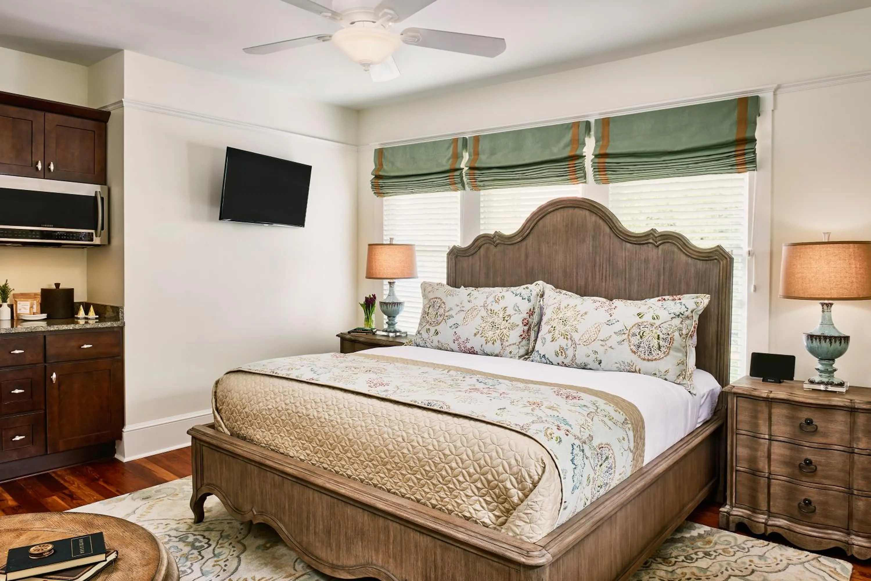 Bed in The Collector Inn (Adults Only) - Saint Augustine