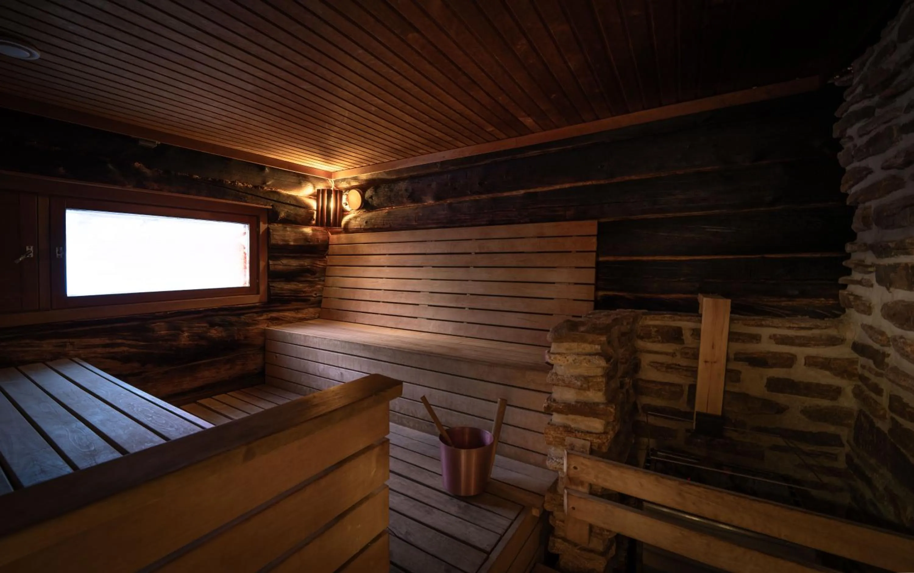 Sauna in Kuukkeli Log Houses Aurora Resort