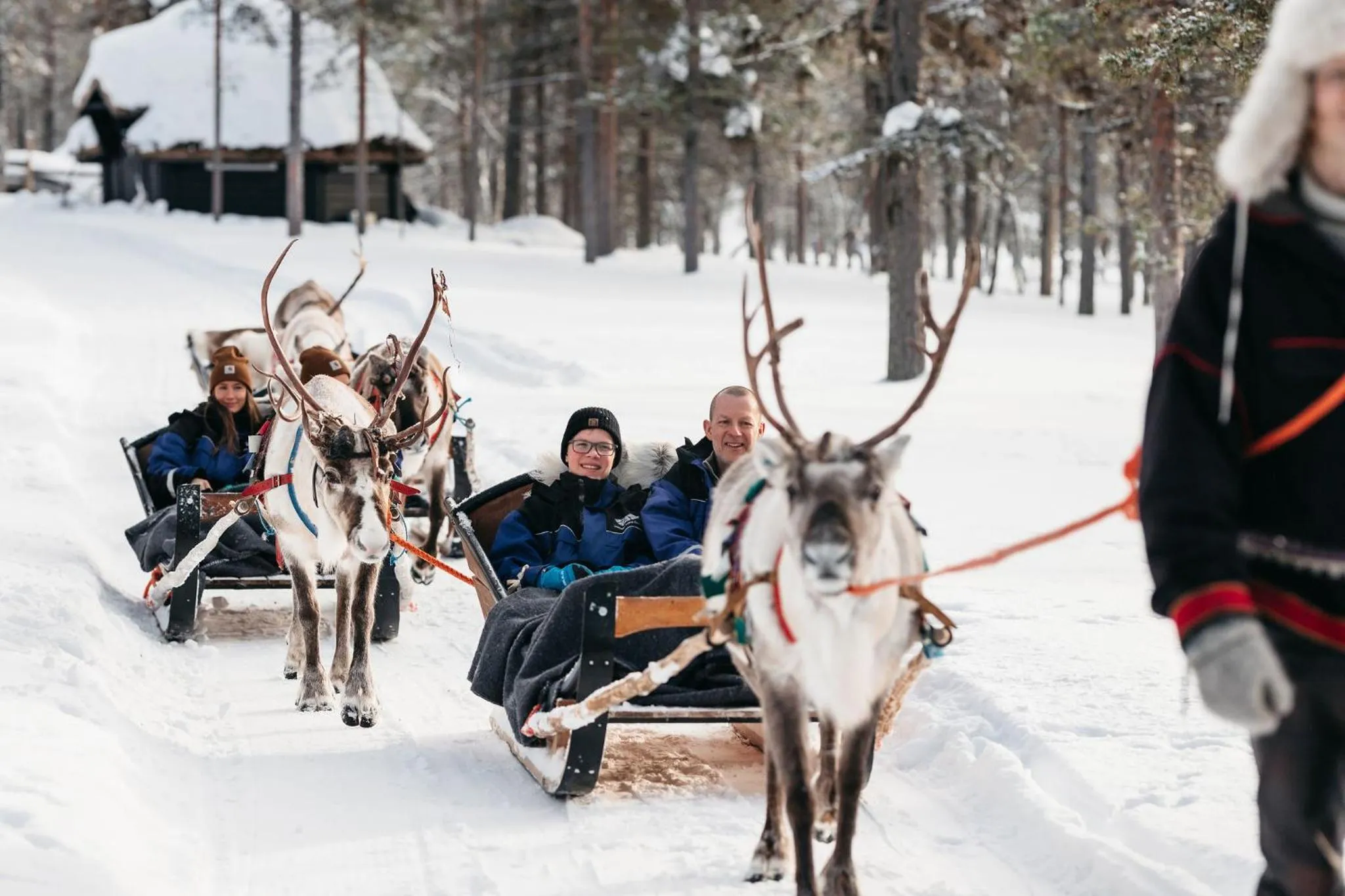 Winter in Kuukkeli Log Houses Aurora Resort