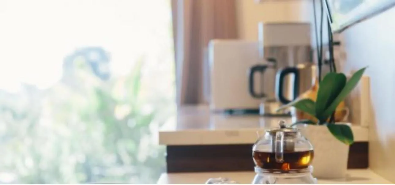 Kitchen or kitchenette in Inn at Moonlight Beach