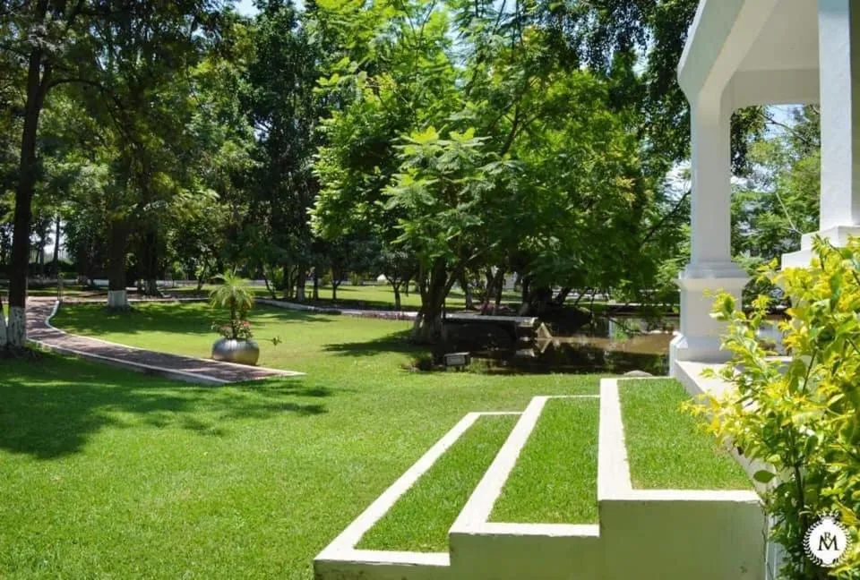 Garden in Rancho Macloy Hotel Spa & Social Events