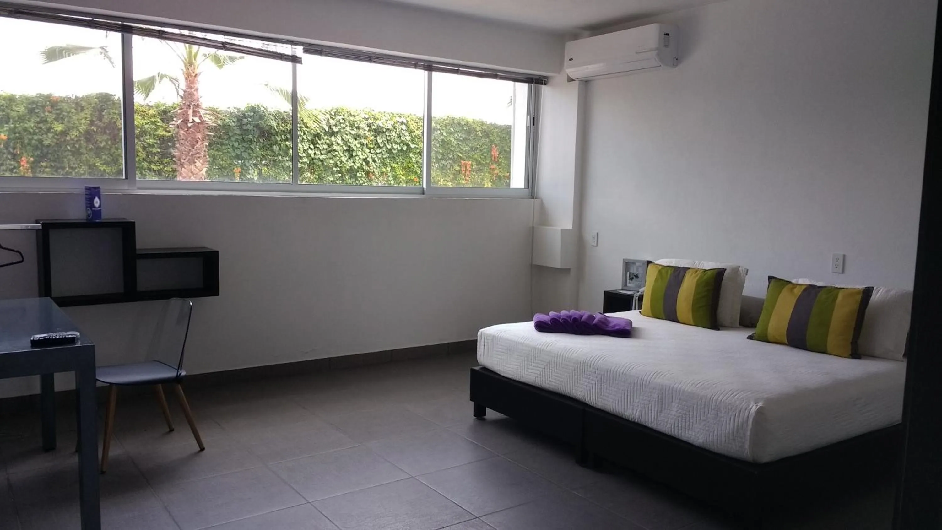 Bedroom, Bed in Rancho Macloy Hotel Spa & Social Events