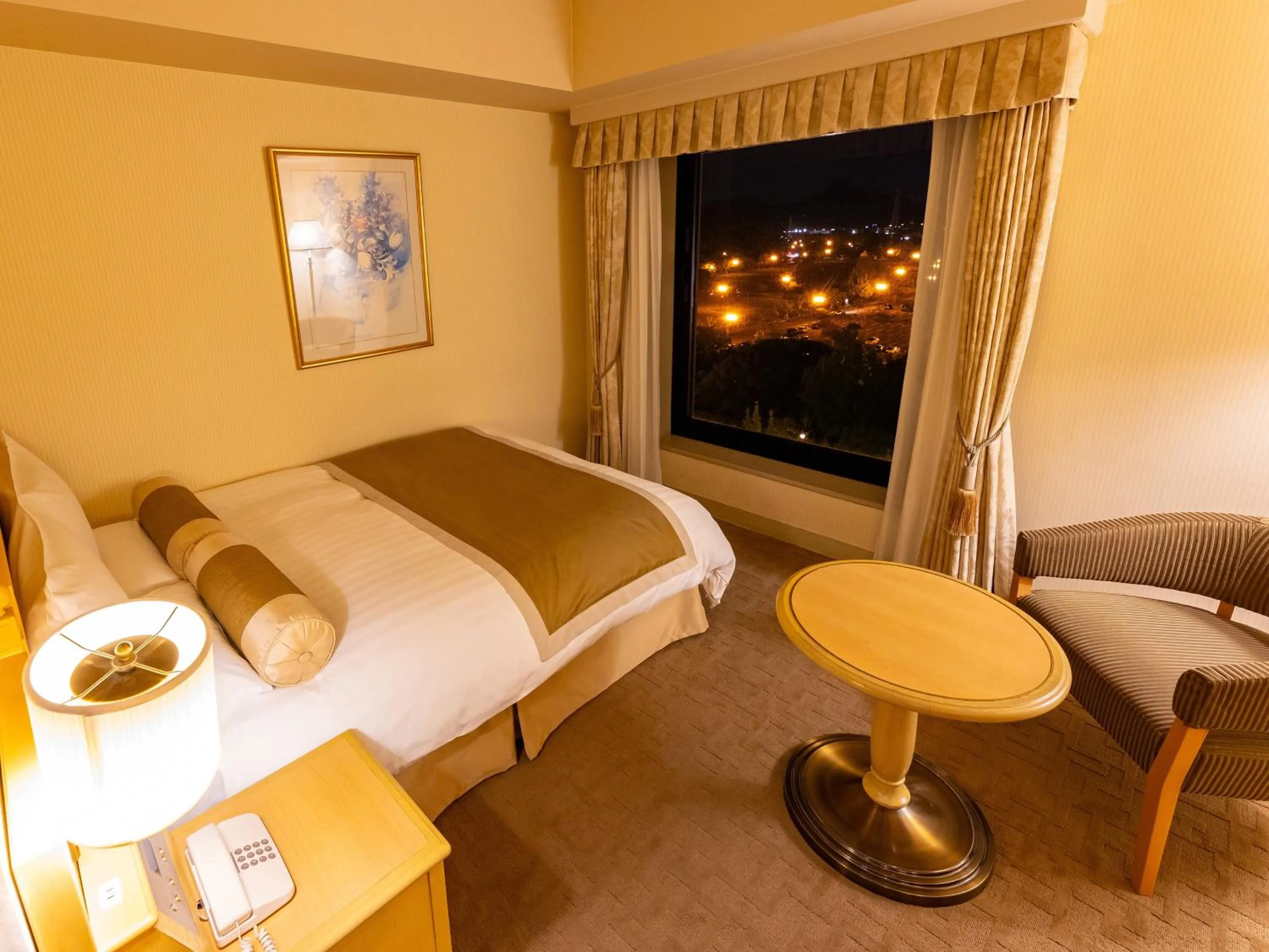 Photo of the whole room, Bed in Hotel Okura JR Huis Ten Bosch
