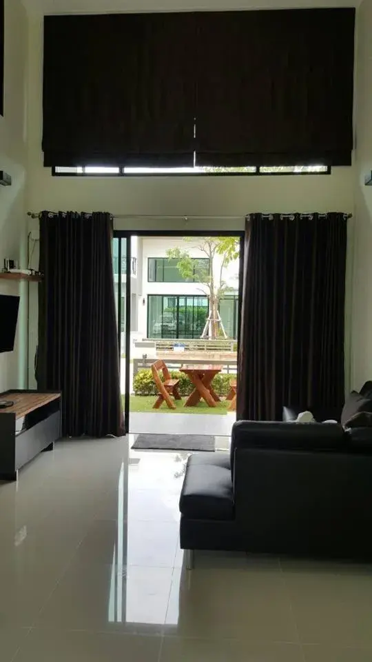Shalom Casa Seaside Rayong Shalom Casa Seaside Rayong