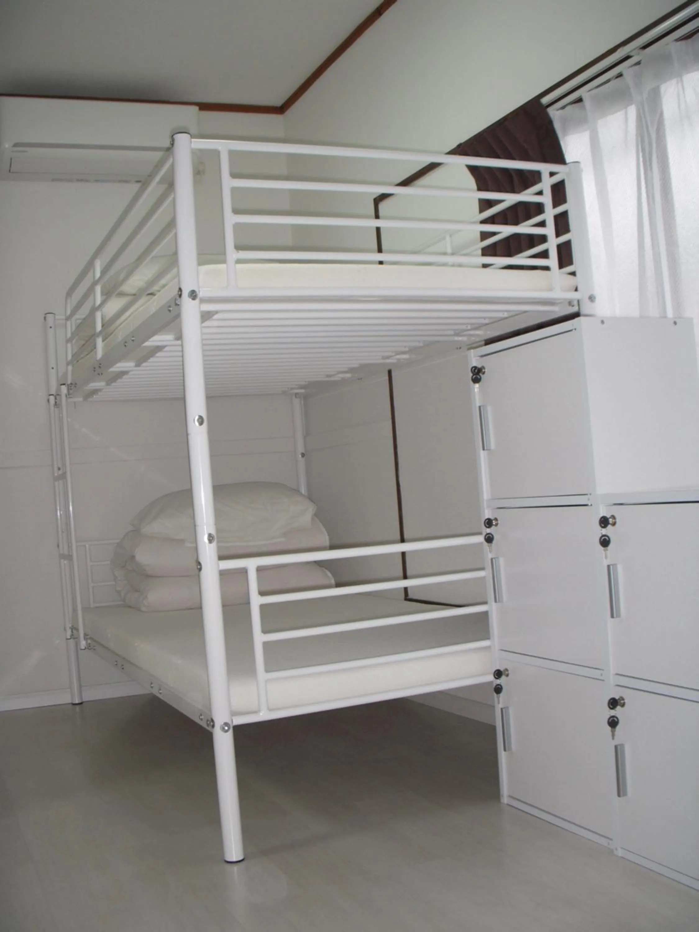 bunk bed, Bed in Keys House