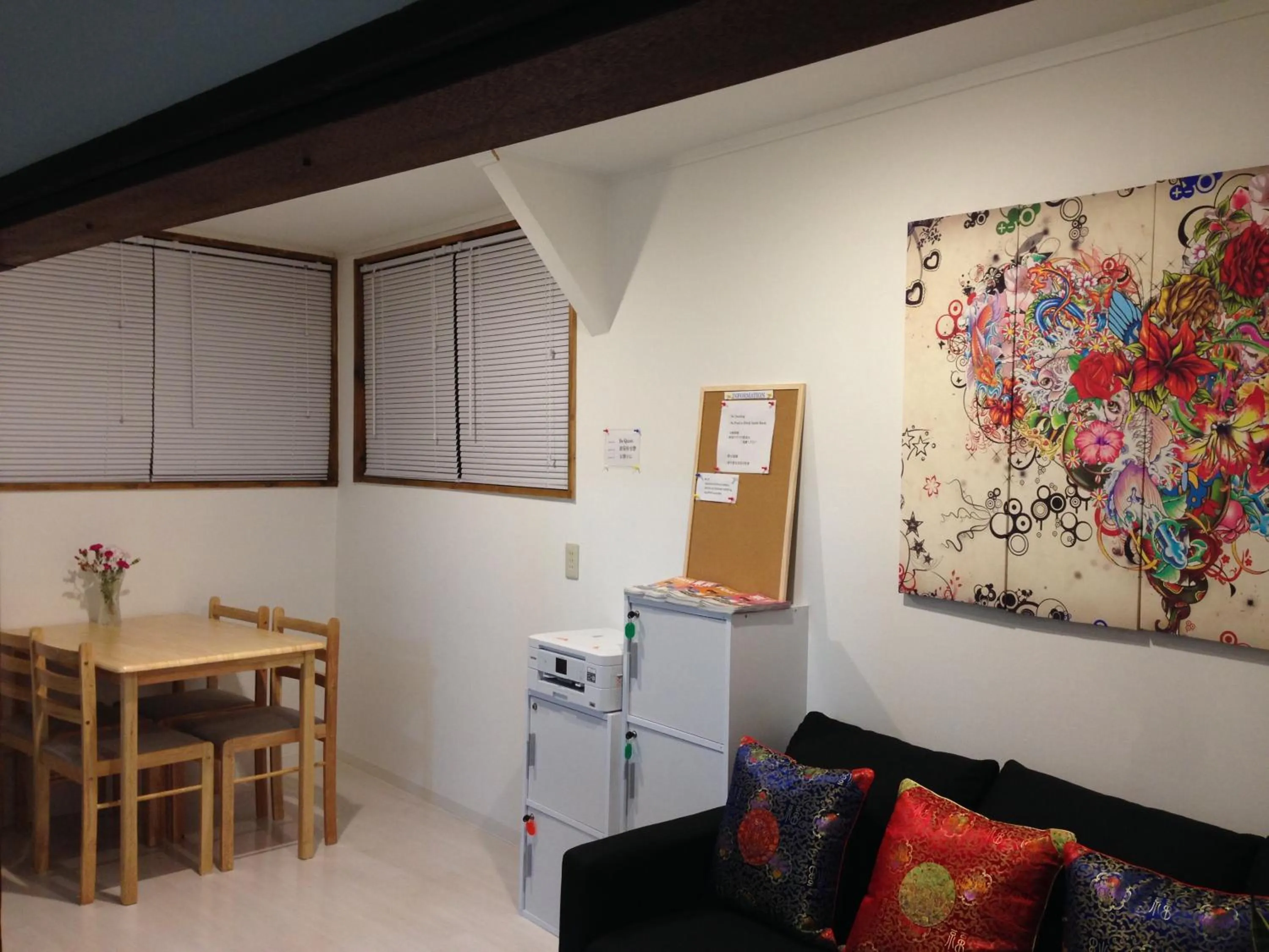 Dining area in Keys House