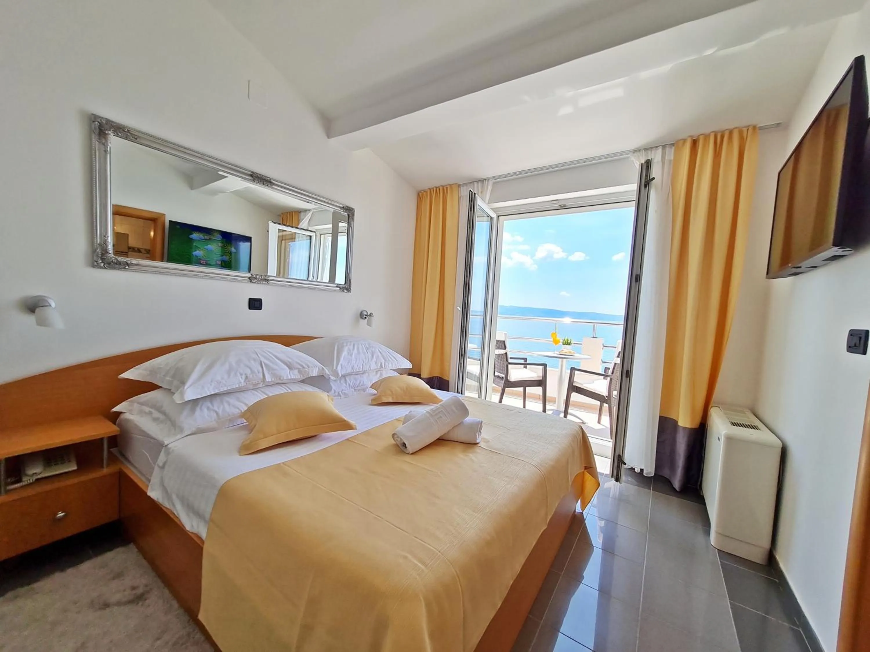 Bedroom, Bed in Hotel Sunce