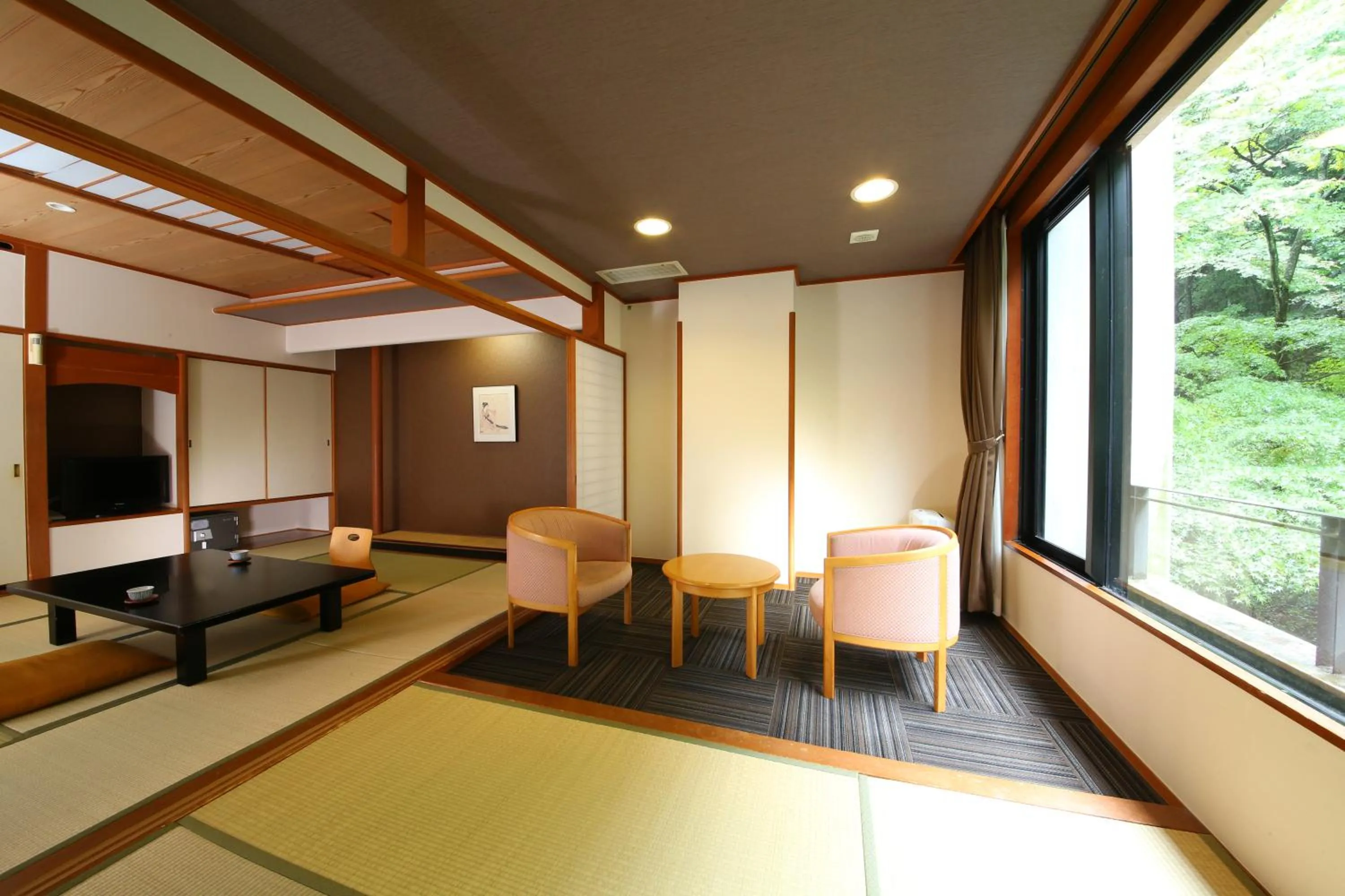 Photo of the whole room in Ooedo Onsen Monogatari Premium Ikaho