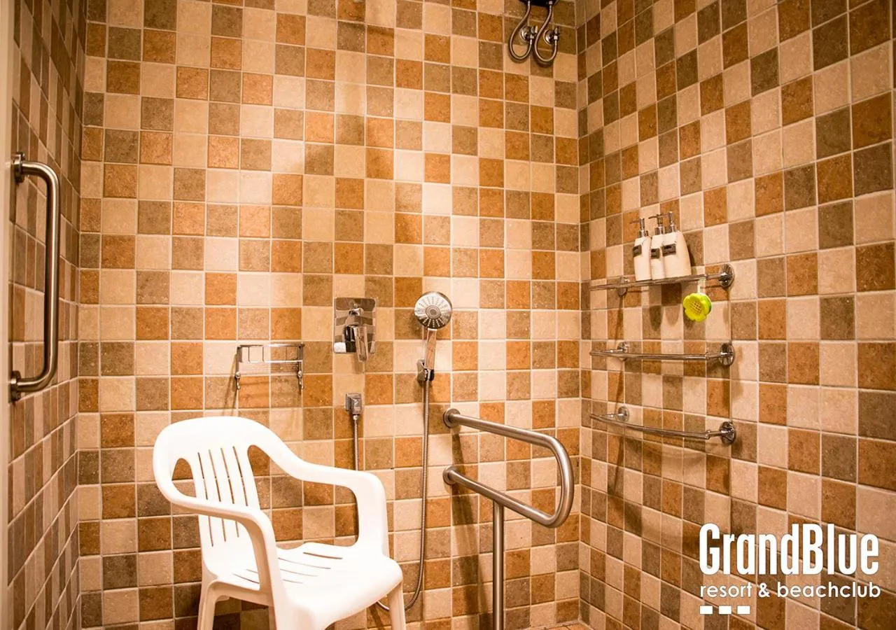 GrandBlue Resort & Beachclub