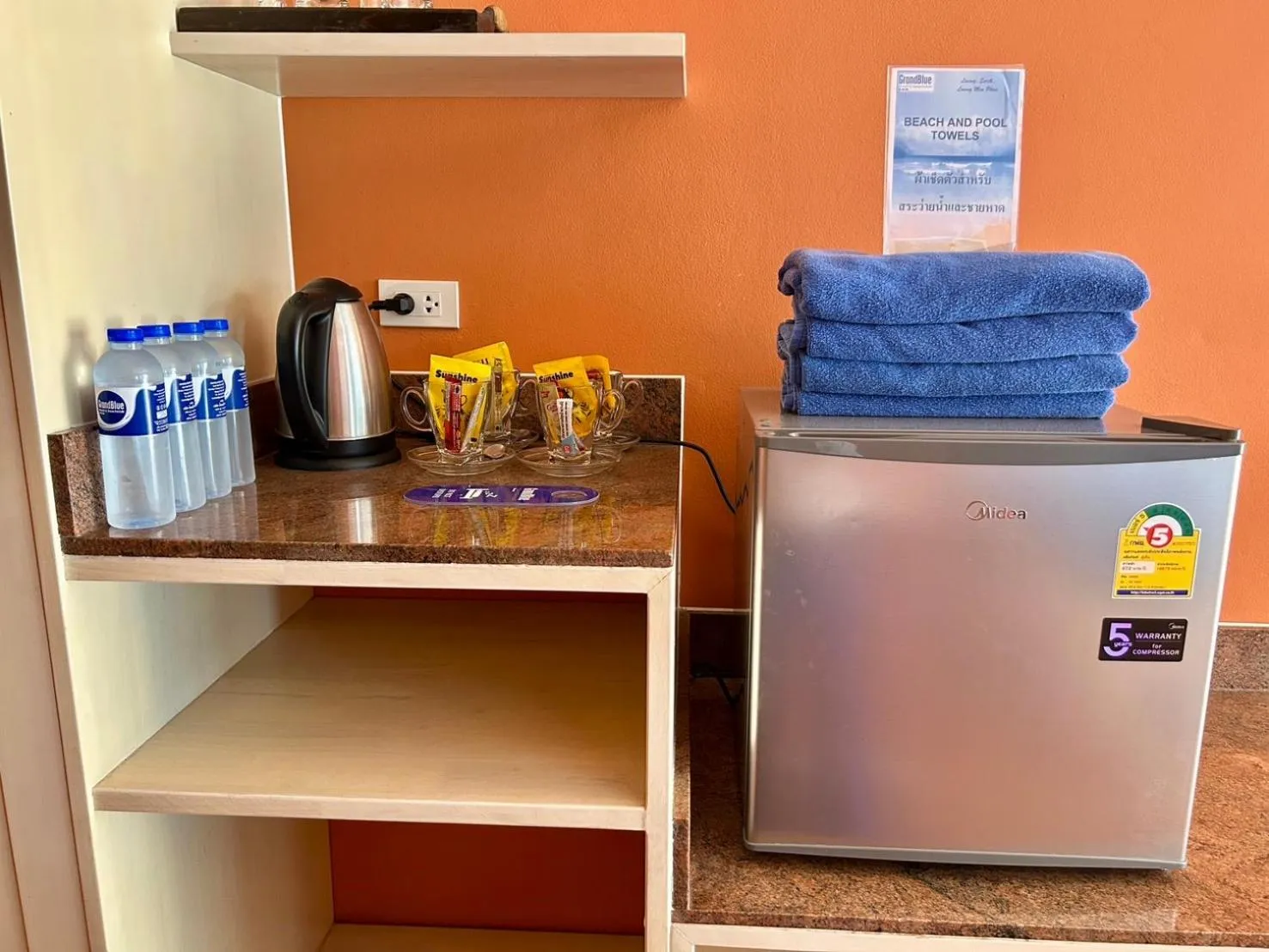 GrandBlue Resort & Beachclub