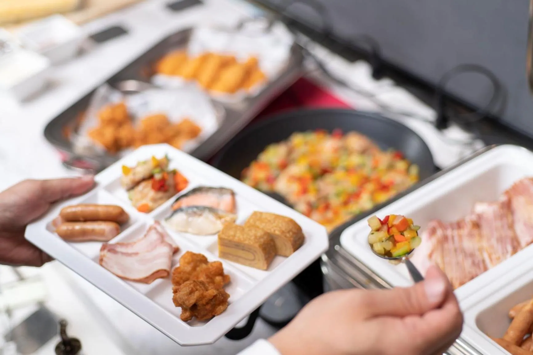 Restaurant/places to eat in APA Hotel TKP Nippori Ekimae