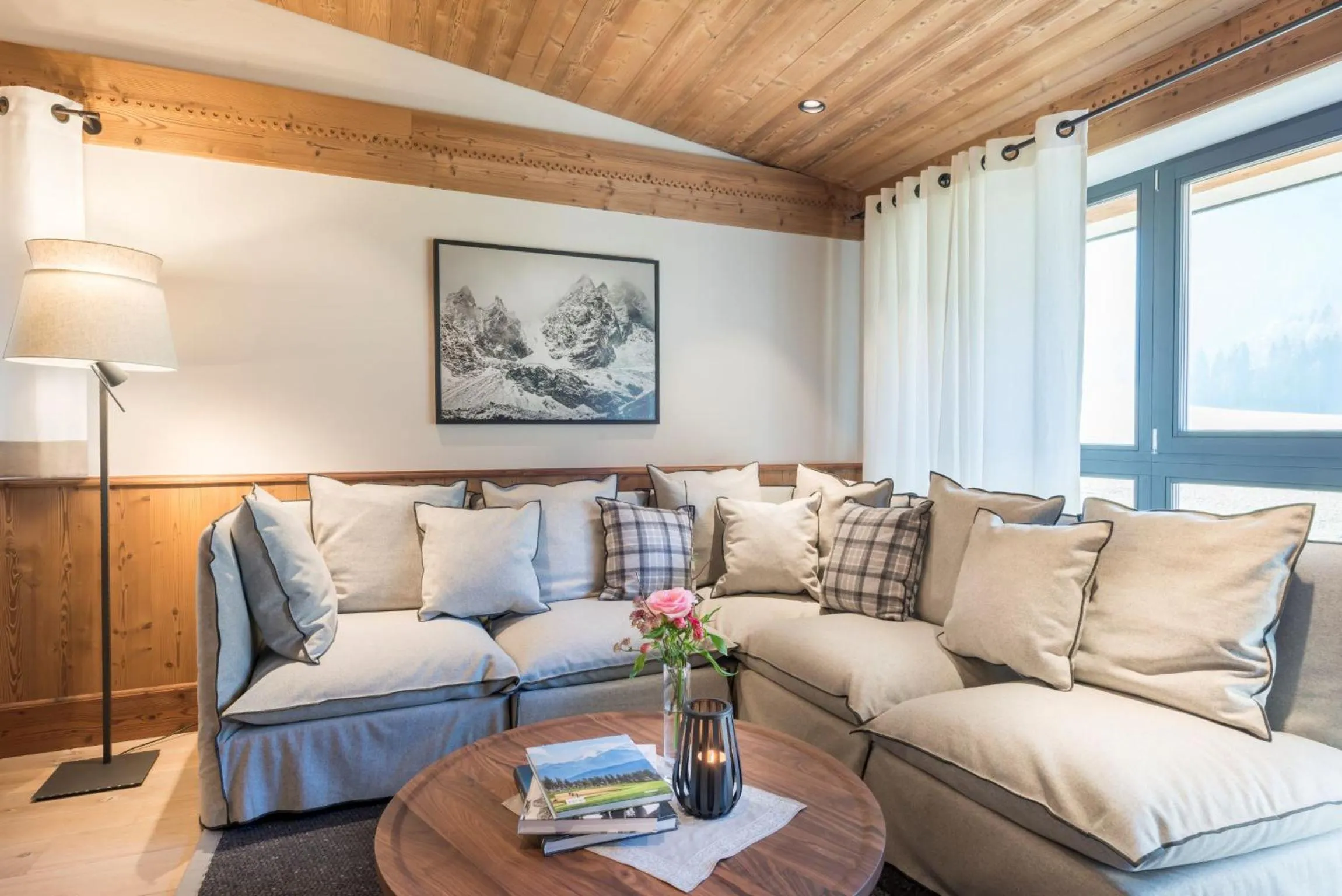 Seating area in Kitzbühel Lodge