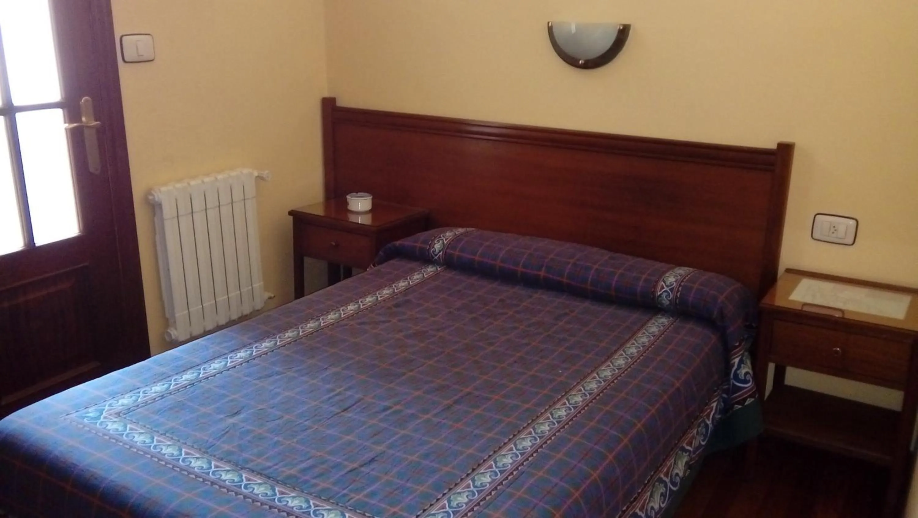 Bed in Pensión Residencia Buenos Aires