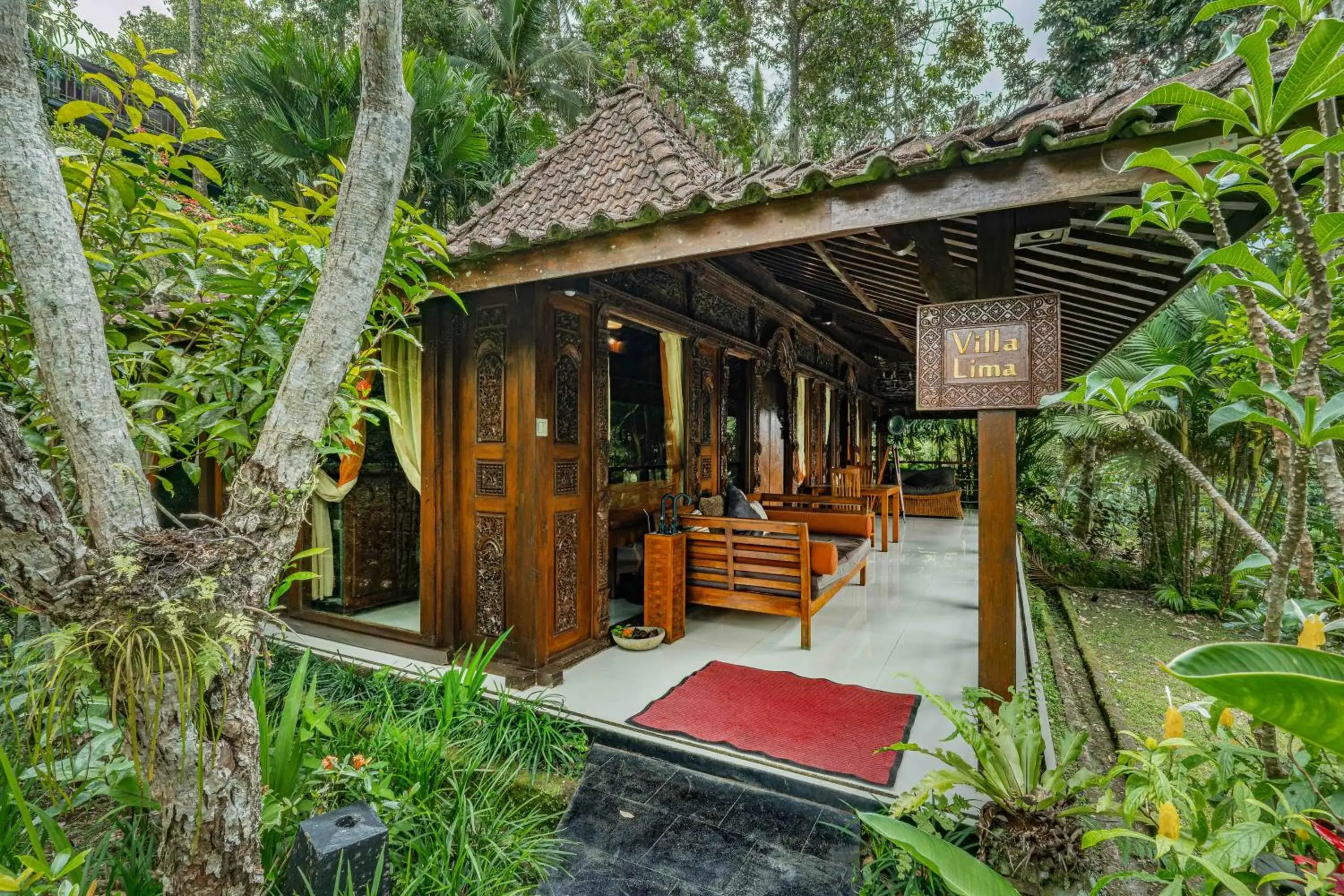 Suite Villa with Rainforest View in Alassari Plantation Suite Villa with Rainforest View in Alassari Plantation