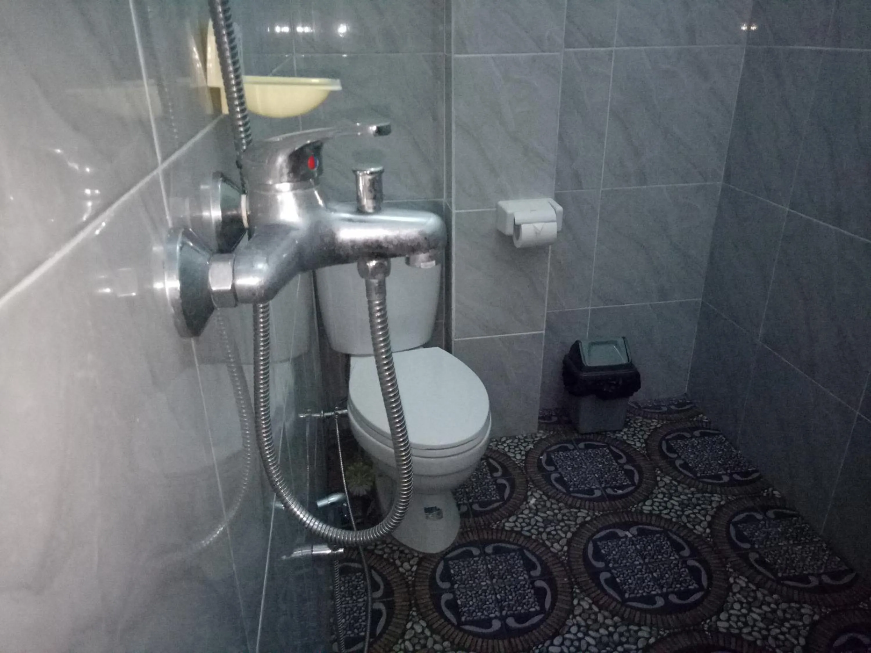 Bathroom in Aris Homestay and Warung Made