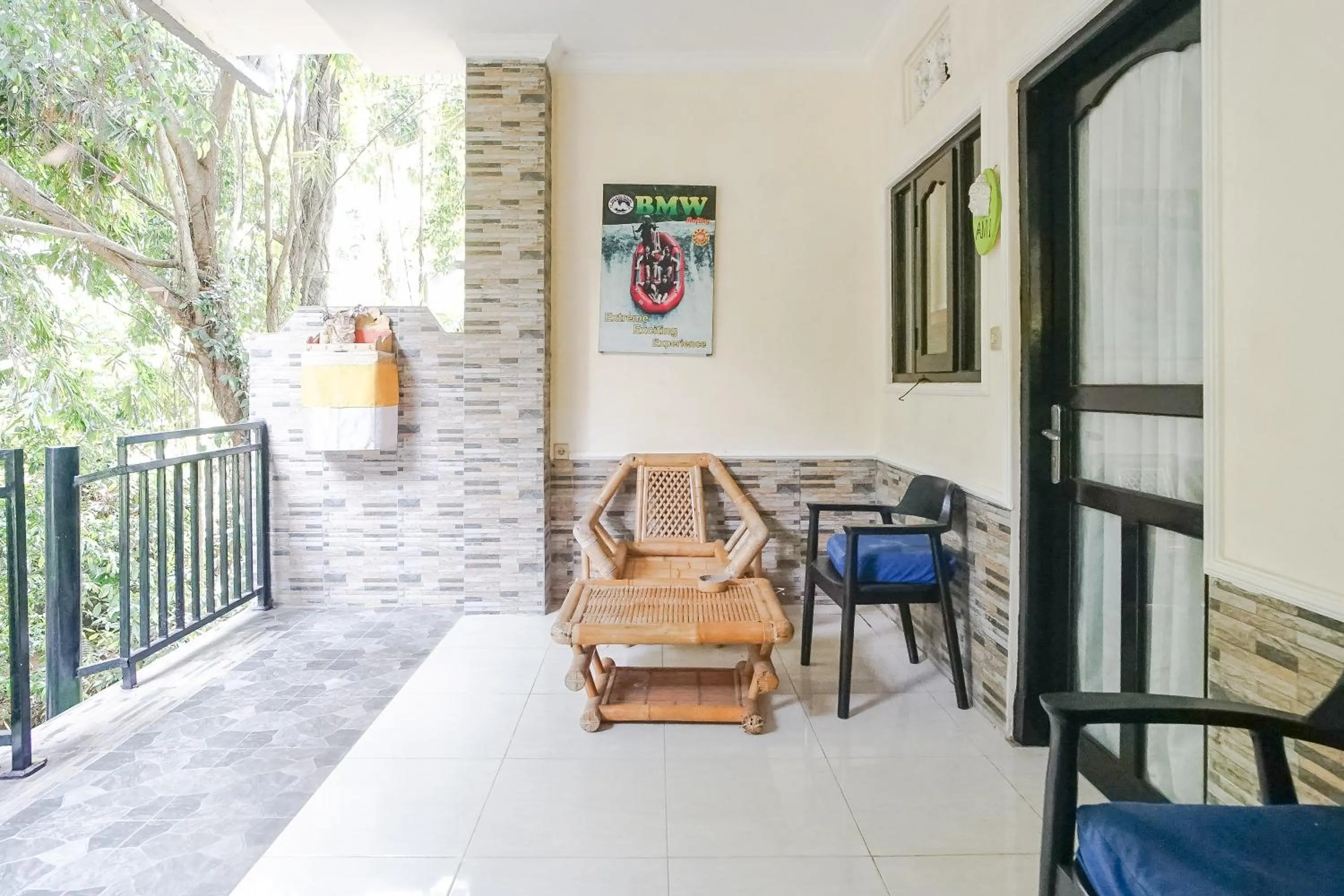 Balcony/Terrace in Green View Ubud Hostel Bali