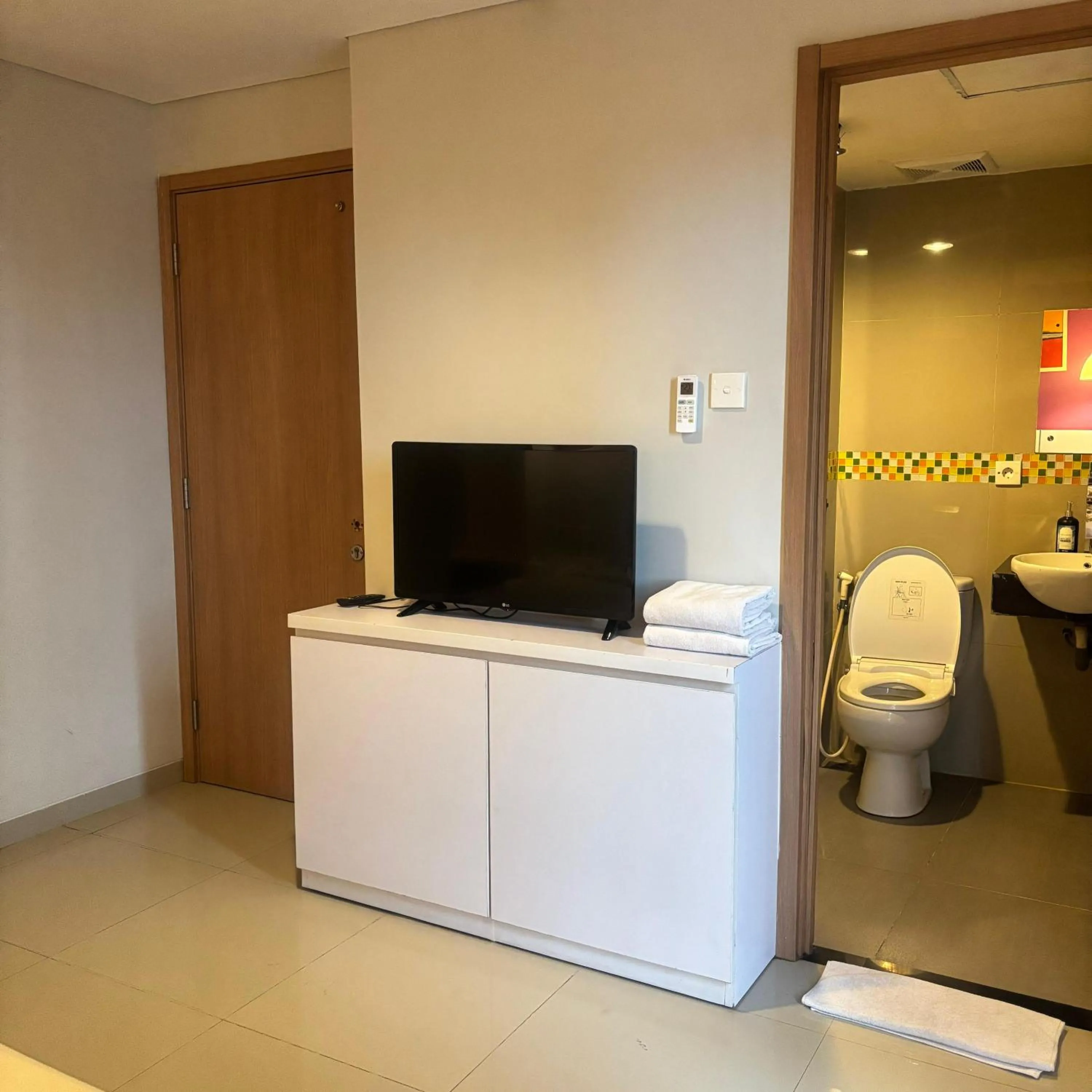 TV and multimedia in Kyriad Haka Makassar