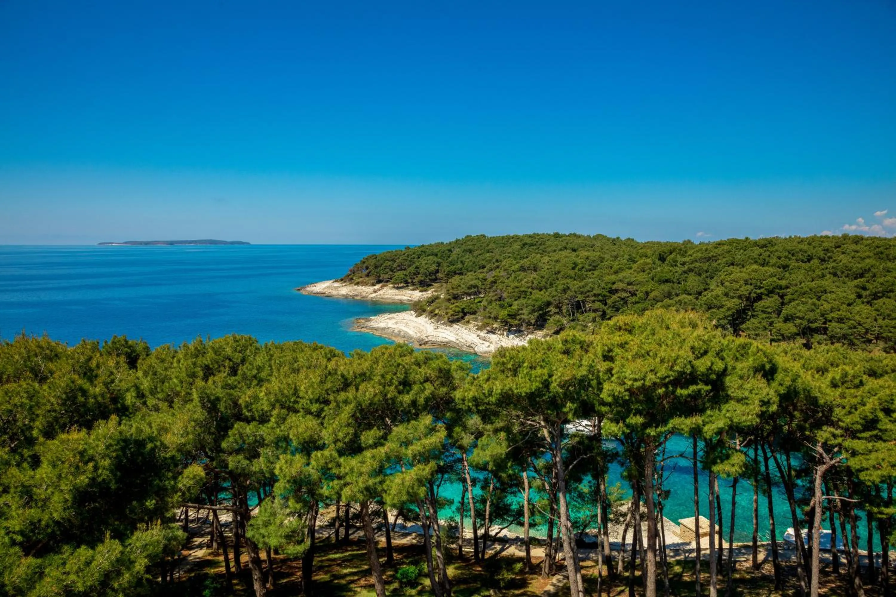 Nearby landmark in Hotel Aurora