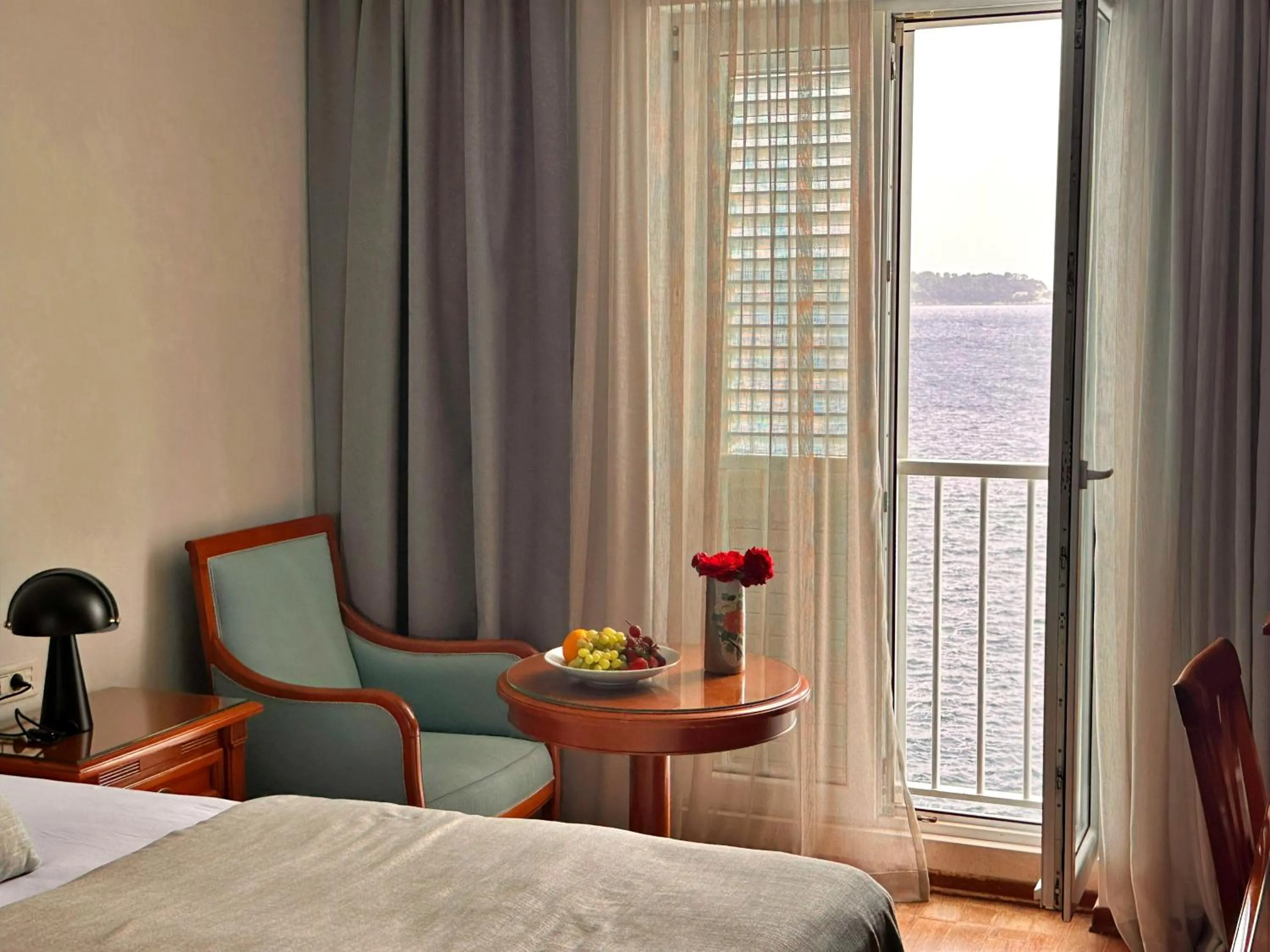 View (from property/room), Bed in Hotel Bozica Dubrovnik Islands