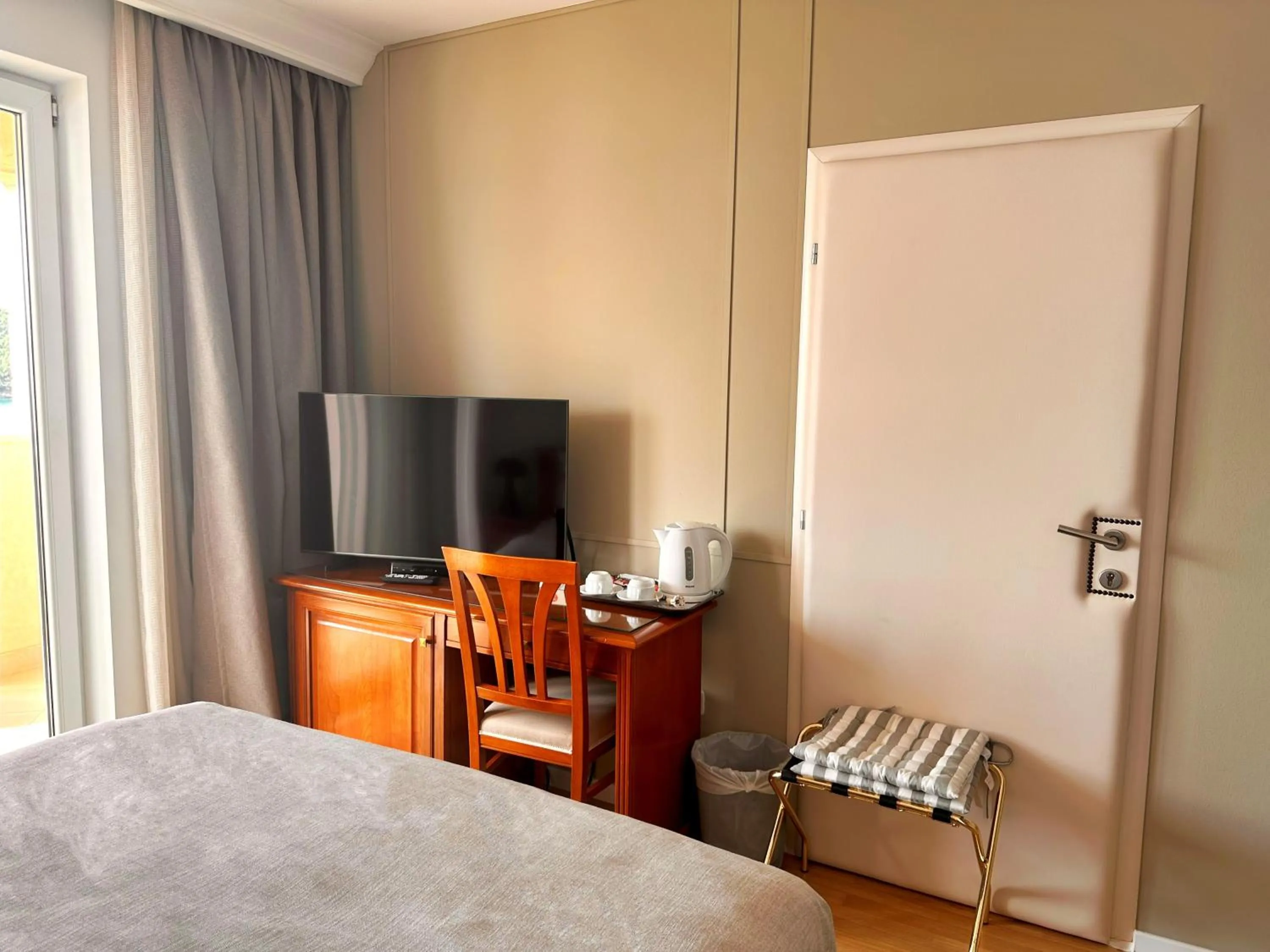 Bedroom, Bed in Hotel Bozica Dubrovnik Islands