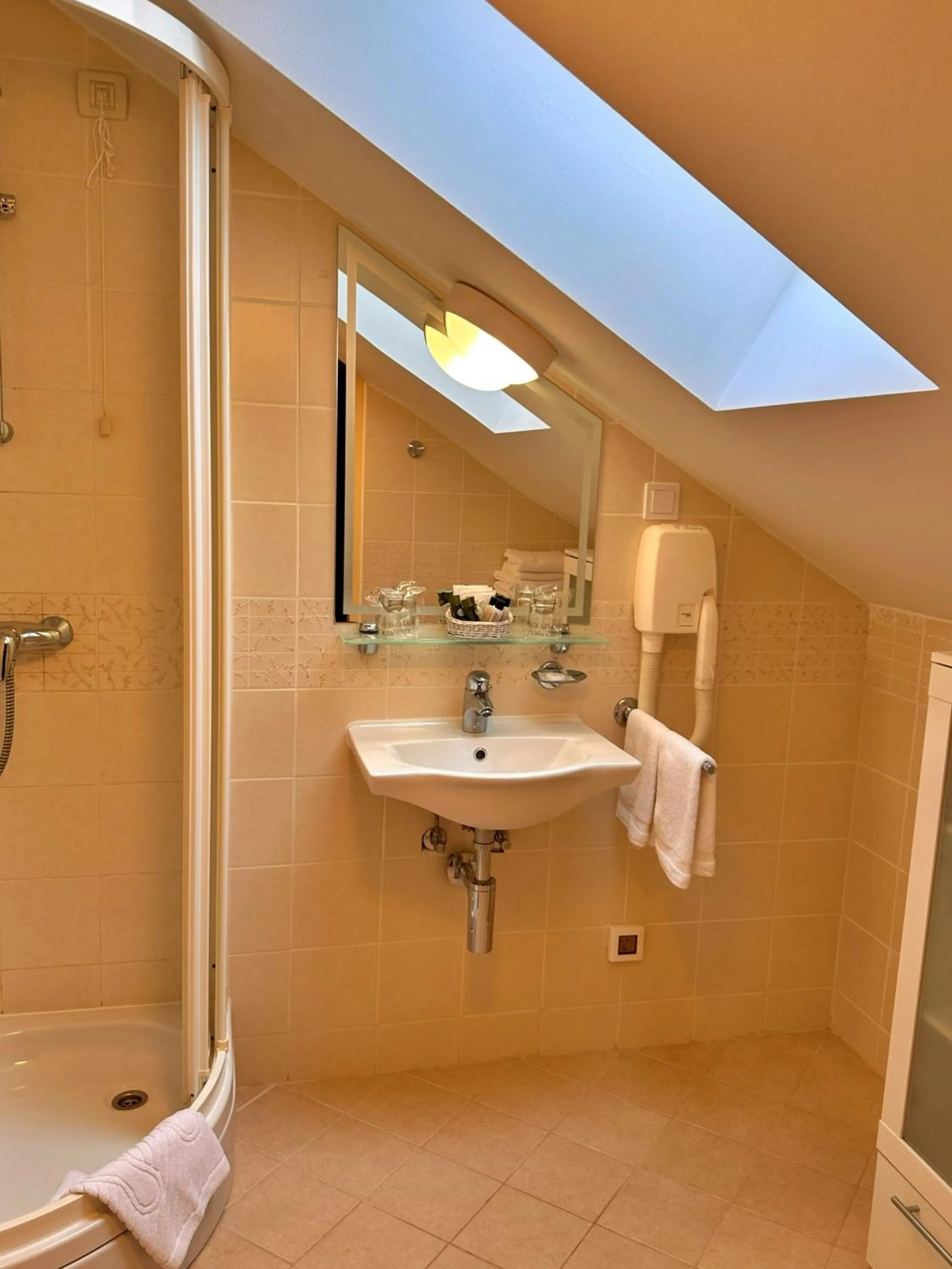 Bathroom in Hotel Bozica Dubrovnik Islands