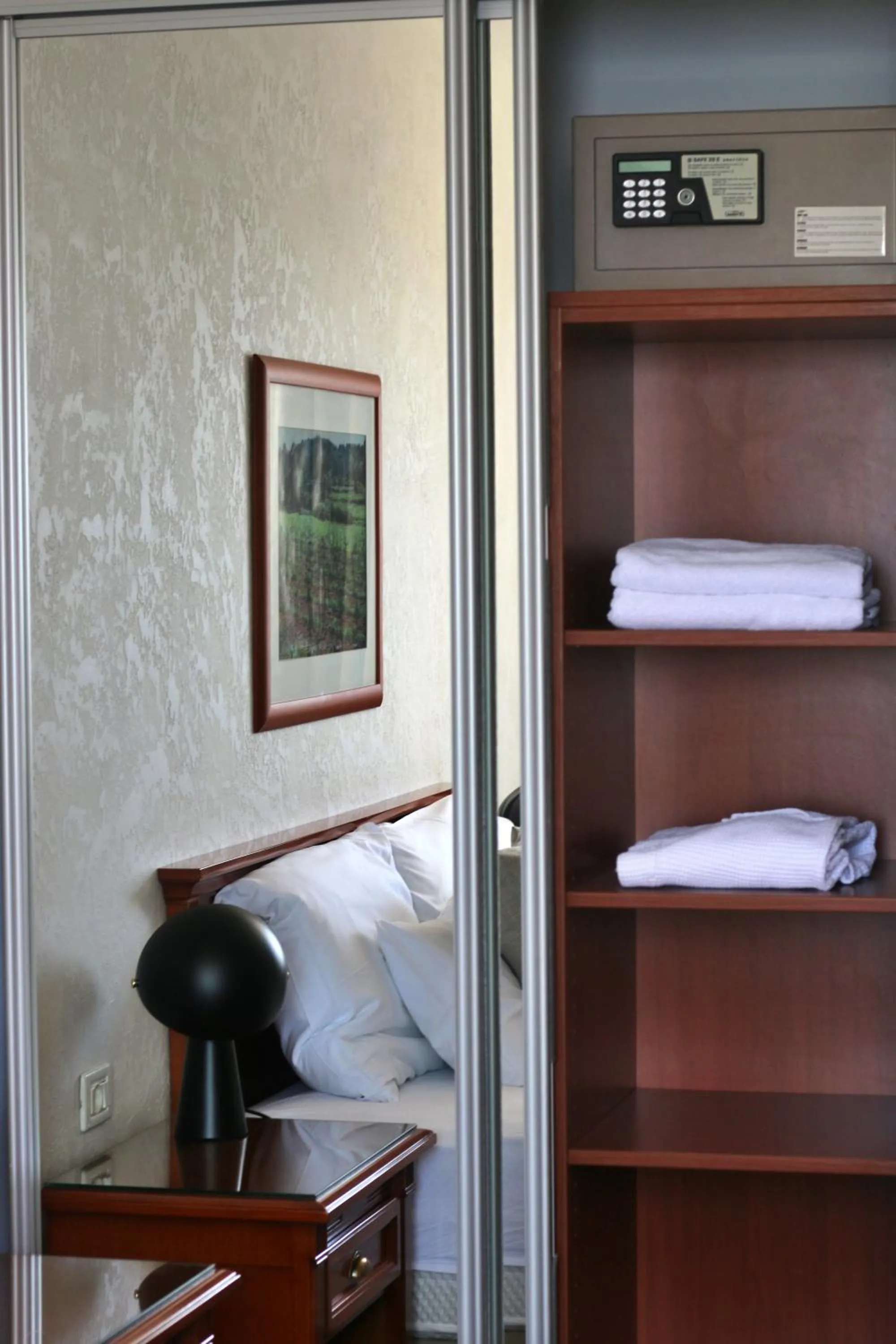 Bedroom, Bed in Hotel Bozica Dubrovnik Islands